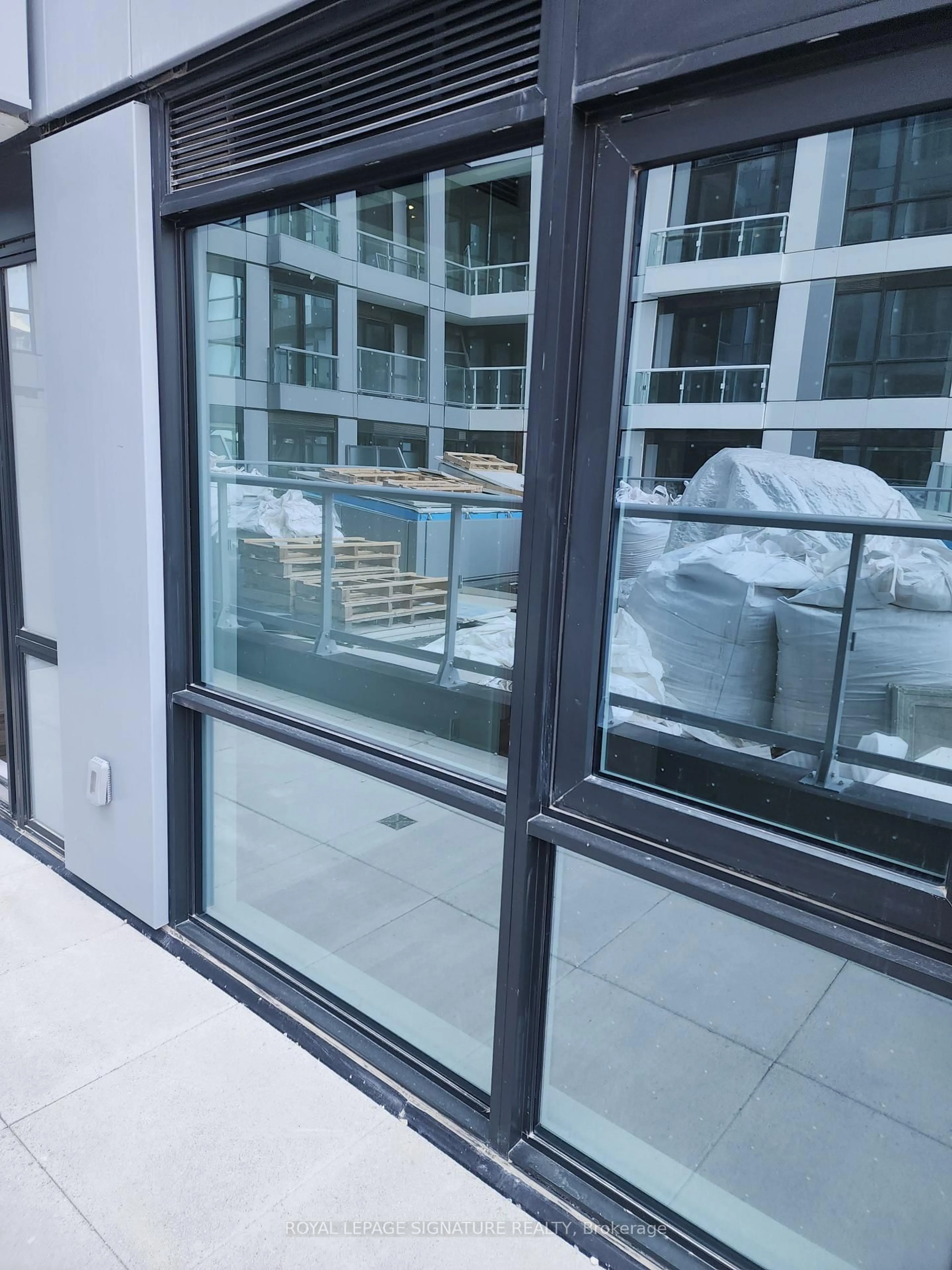 Unknown for 15 Richardson St #308, Toronto Ontario M5A 0Y5
