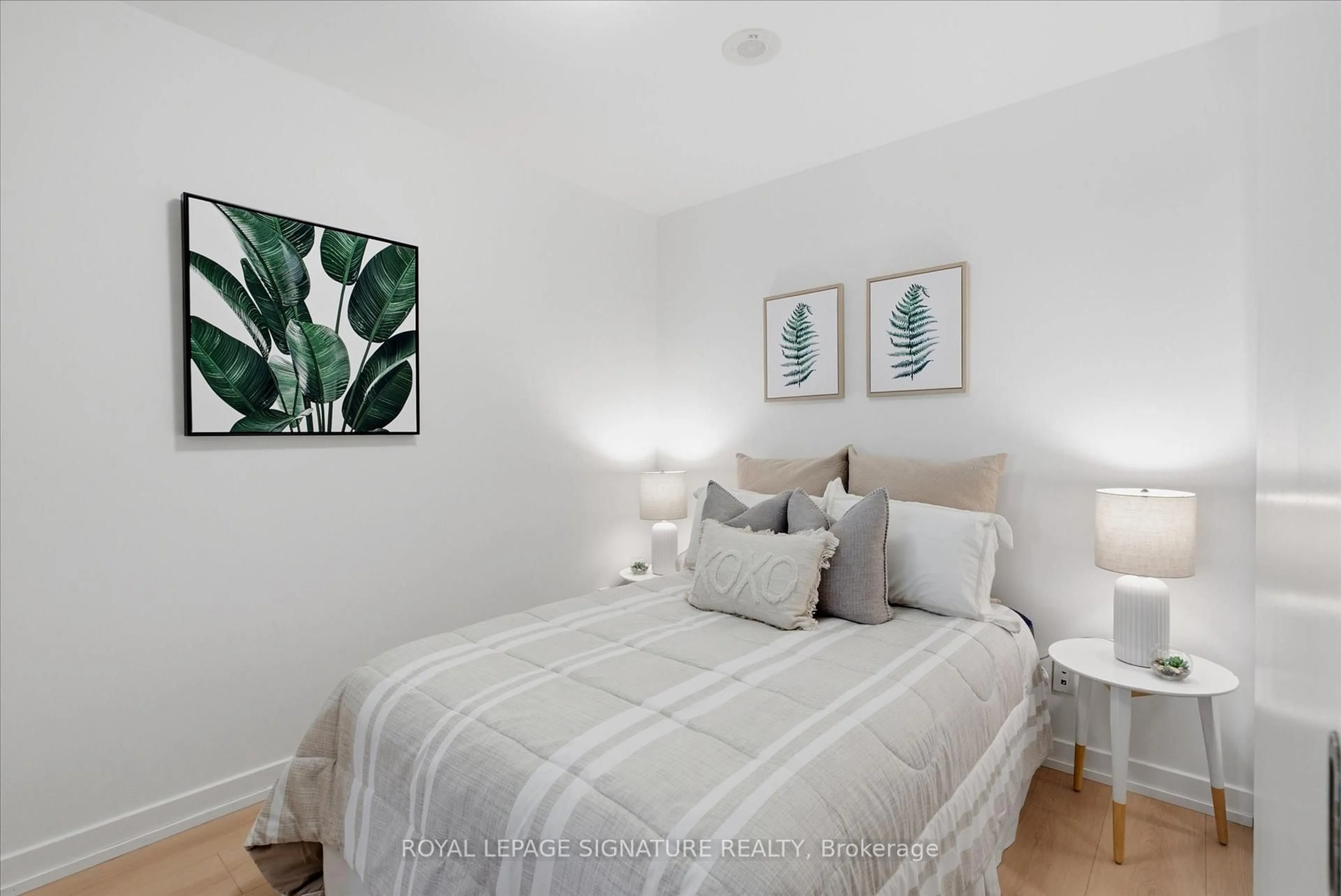 Bedroom with bed, unknown for 170 Sumach St #1807, Toronto Ontario M5A 0C3