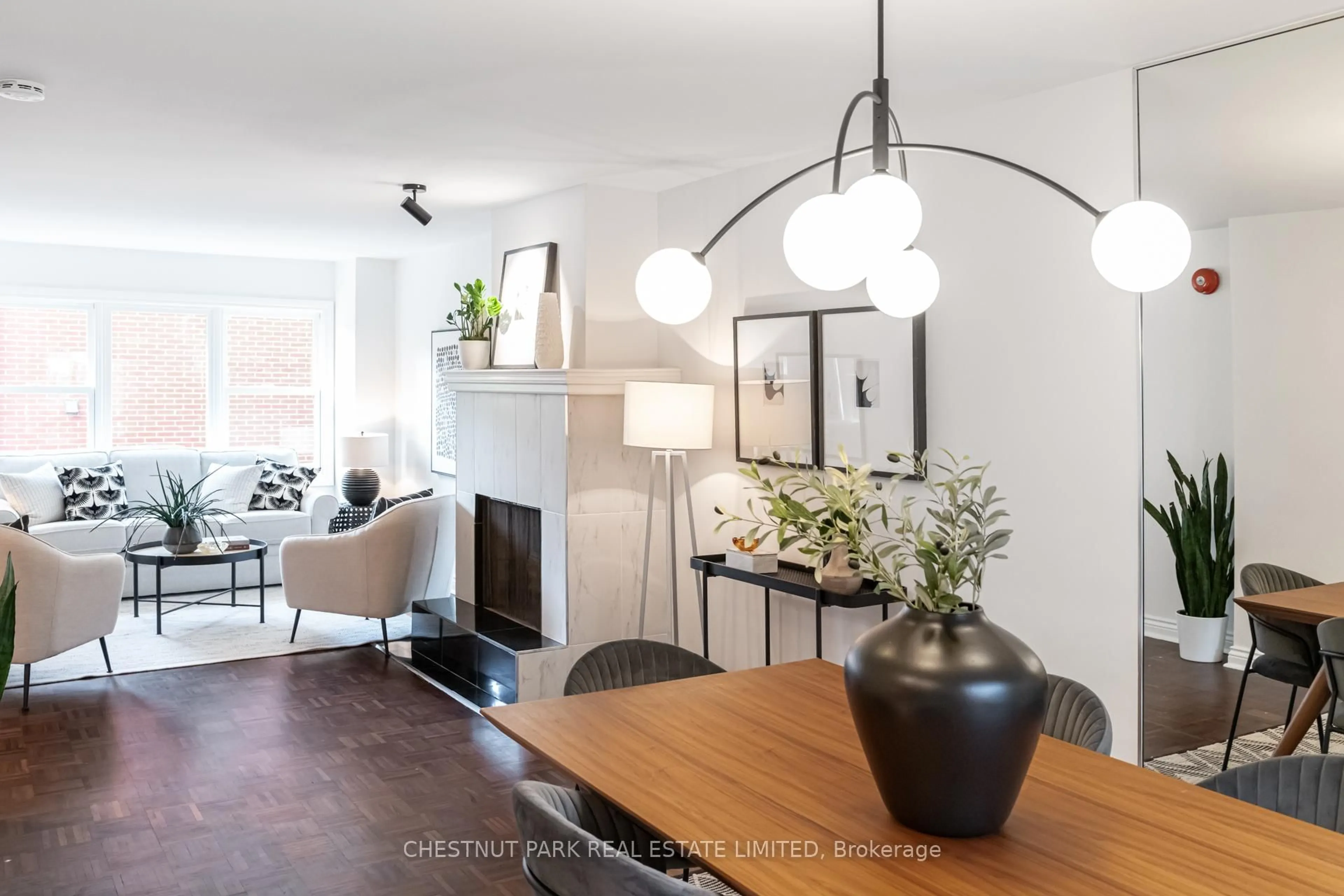 Unknown for 41 Spruce St #9, Toronto Ontario M5A 2H8
