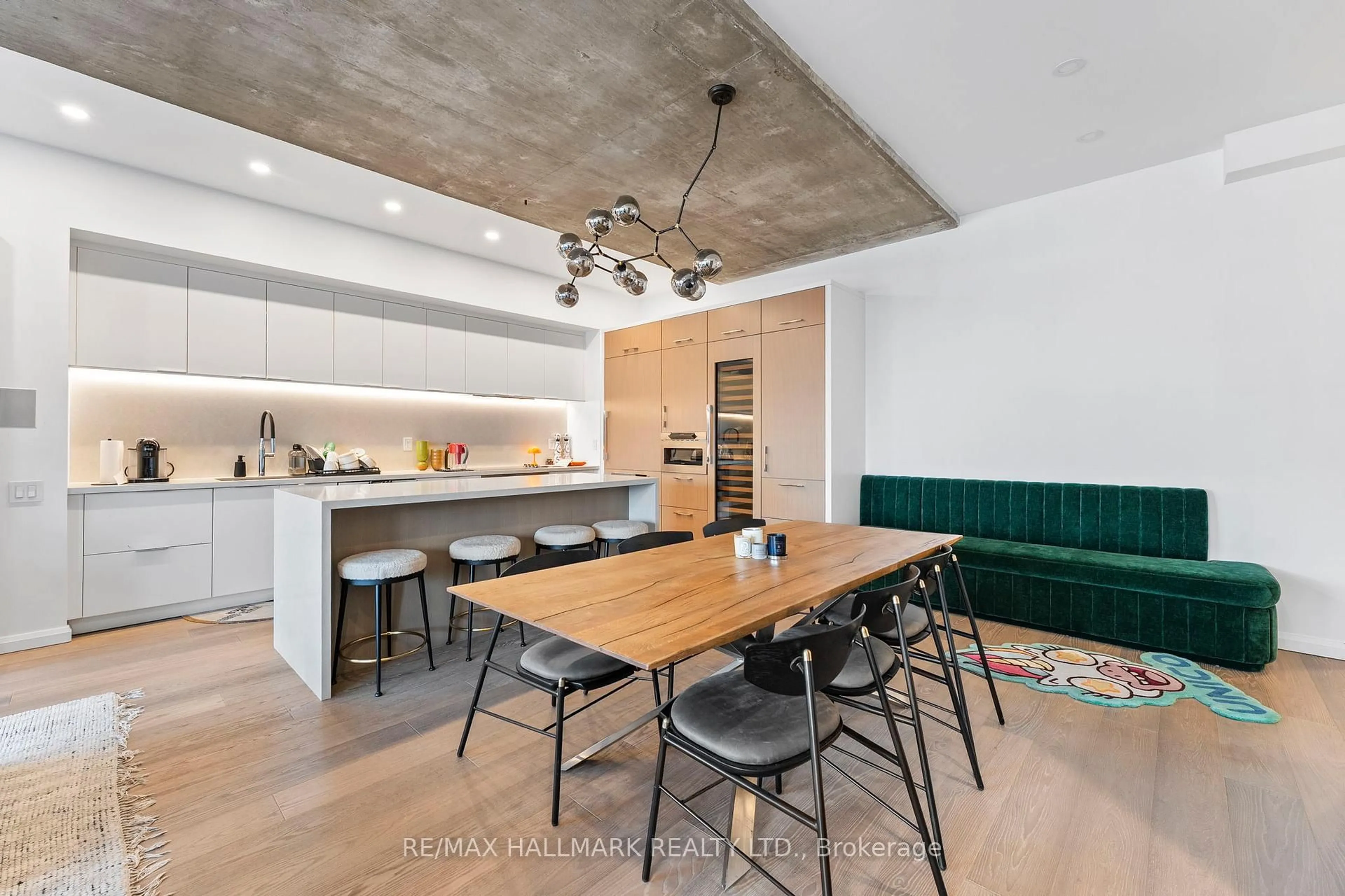 Open concept kitchen, unknown for 20 Stewart St #706, Toronto Ontario M5V 1H6