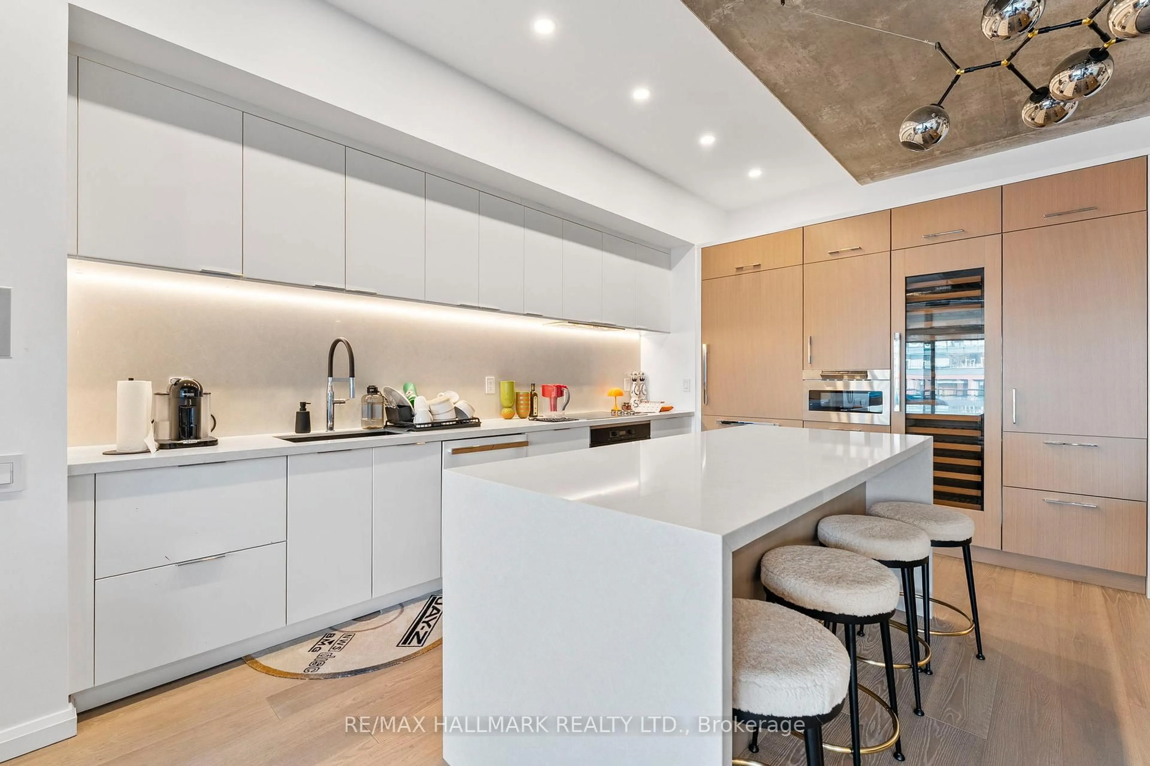 Contemporary kitchen, unknown for 20 Stewart St #706, Toronto Ontario M5V 1H6