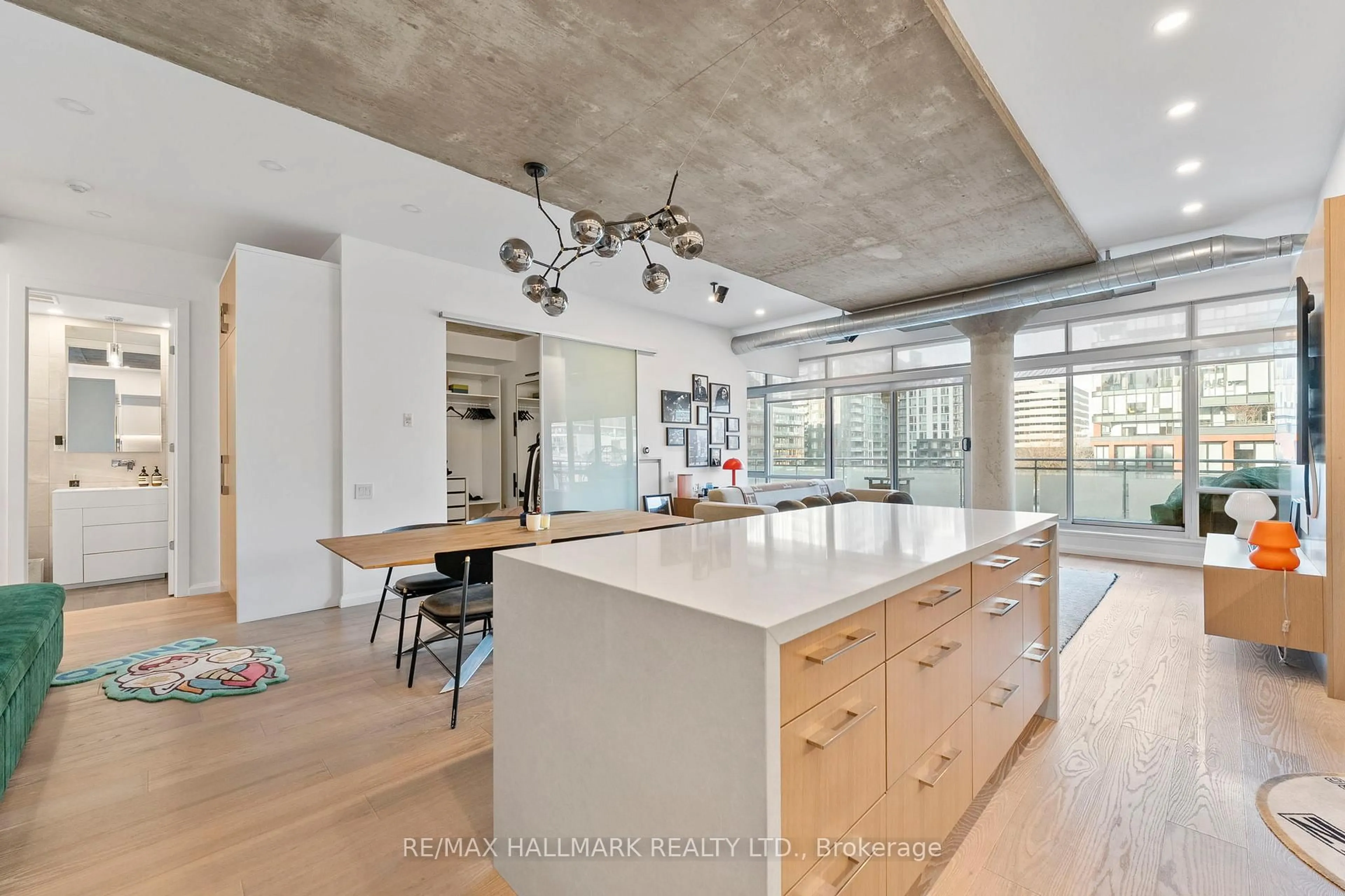 Open concept kitchen, unknown for 20 Stewart St #706, Toronto Ontario M5V 1H6