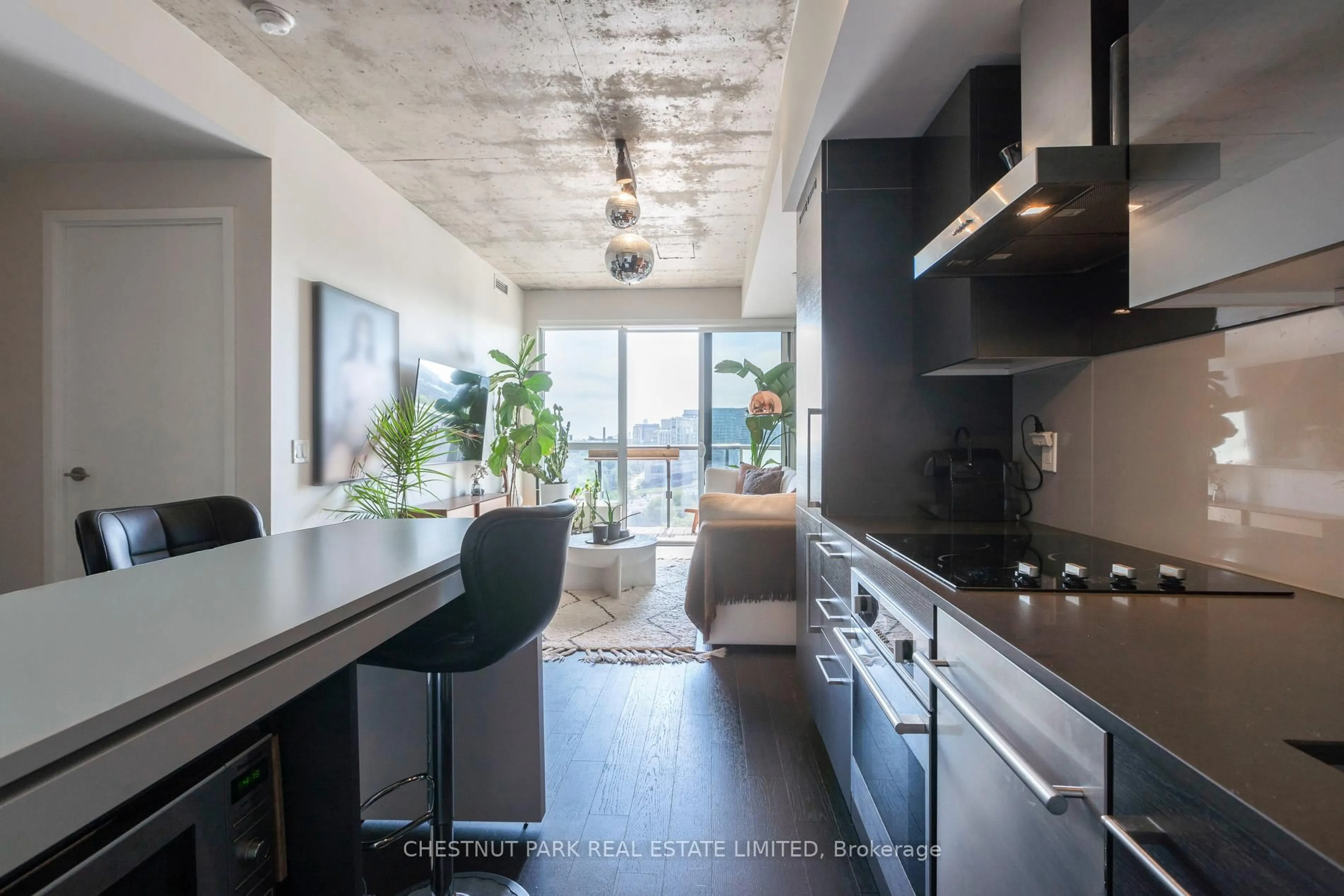 Open concept kitchen, unknown for 1030 King St #1122, Toronto Ontario M6K 0B4