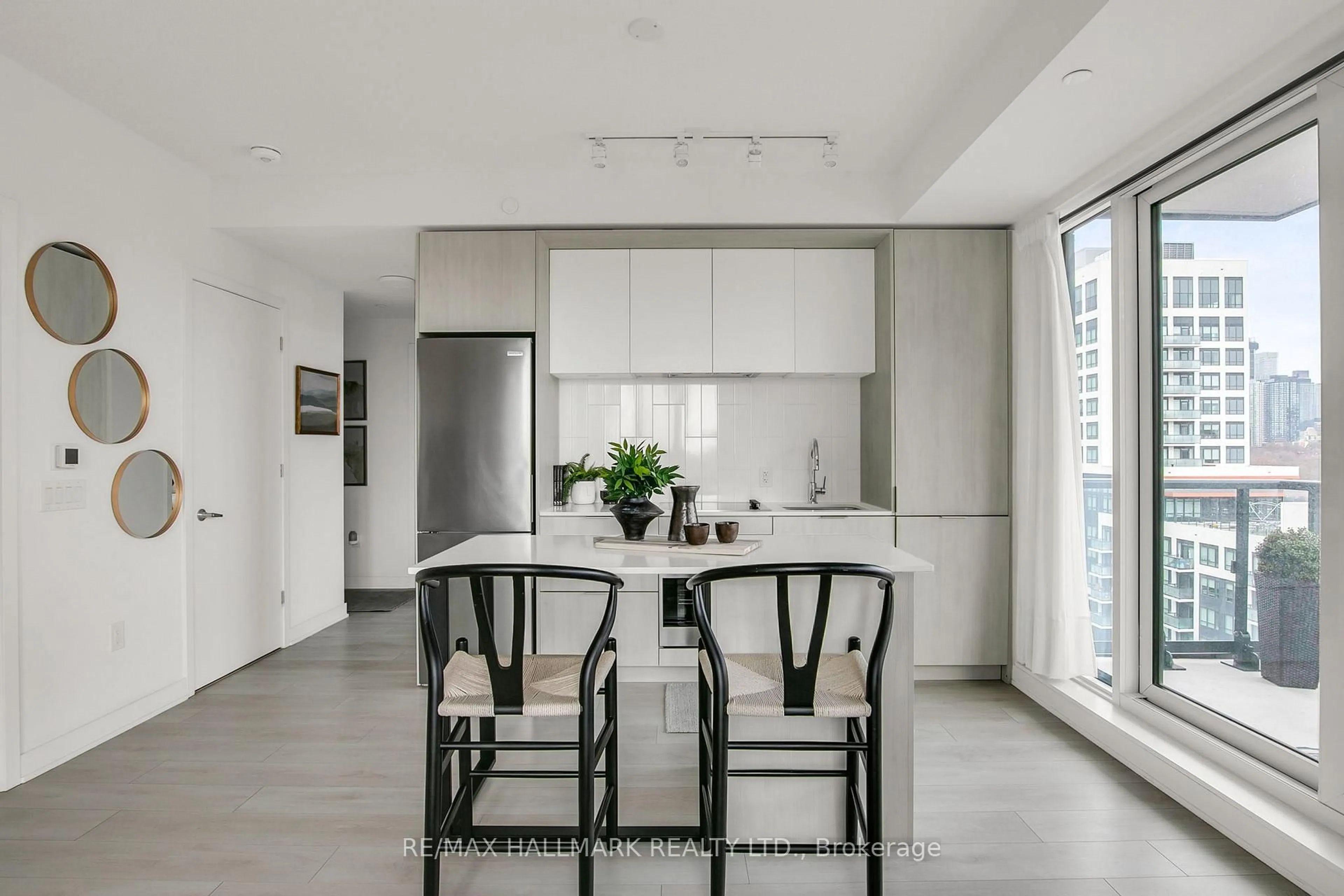 Contemporary kitchen, unknown for 35 Tubman Ave #1021, Toronto Ontario M5A 0T1