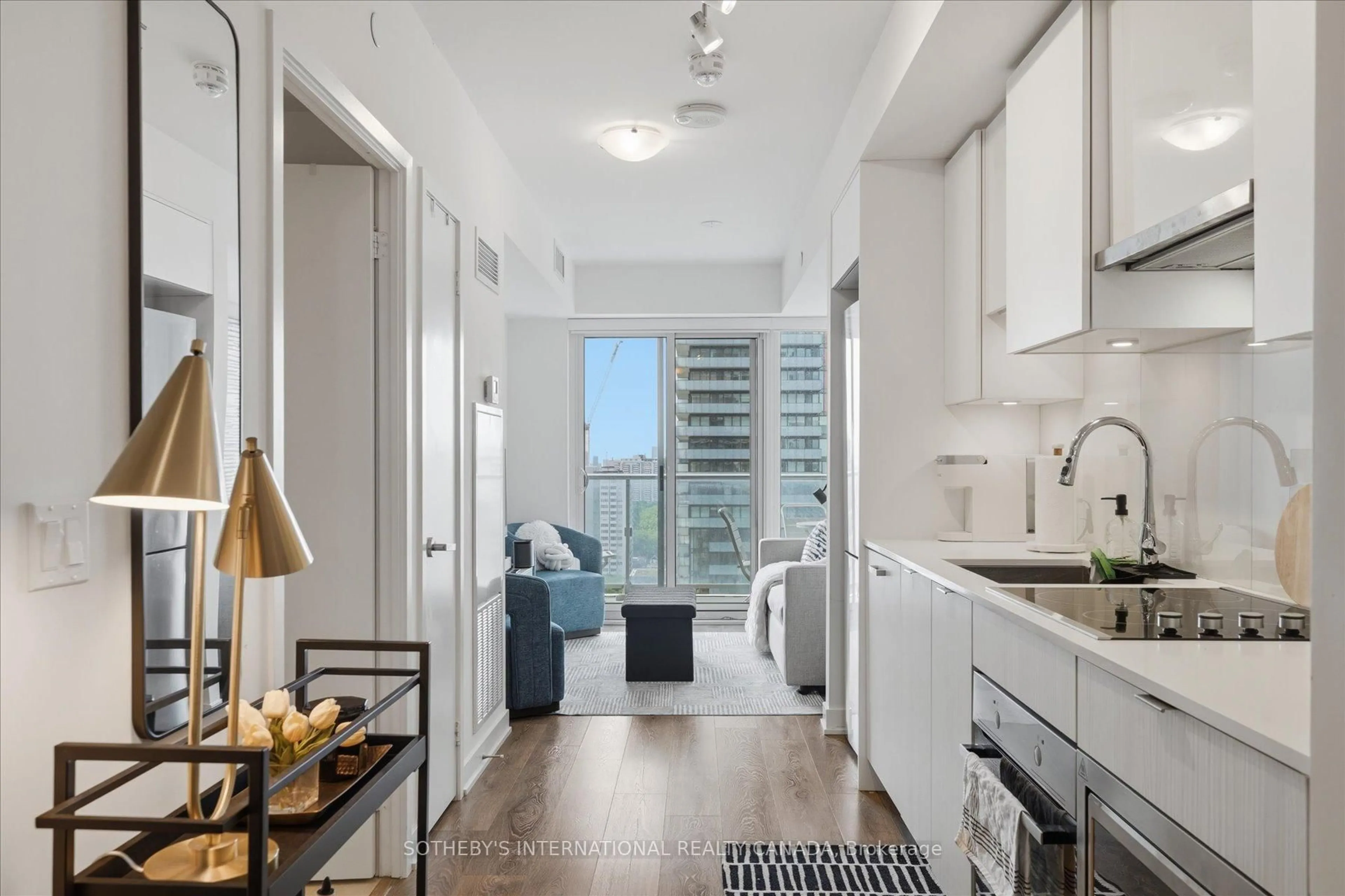 Unknown for 195 Redpath Ave #2307, Toronto Ontario M4P 0E4