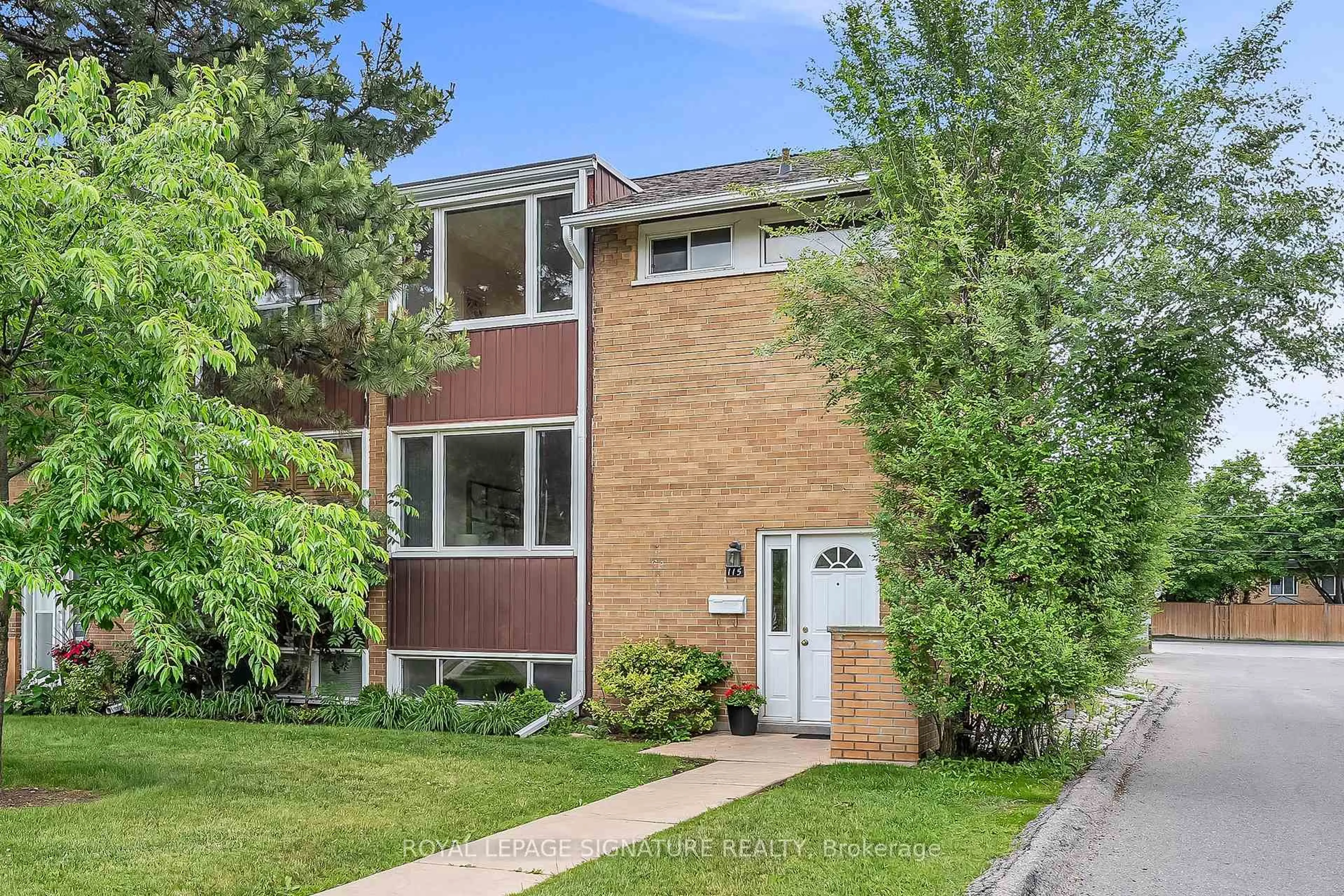 Home with brick exterior material, street for 115 Southill Dr, Toronto Ontario M3C 2H9