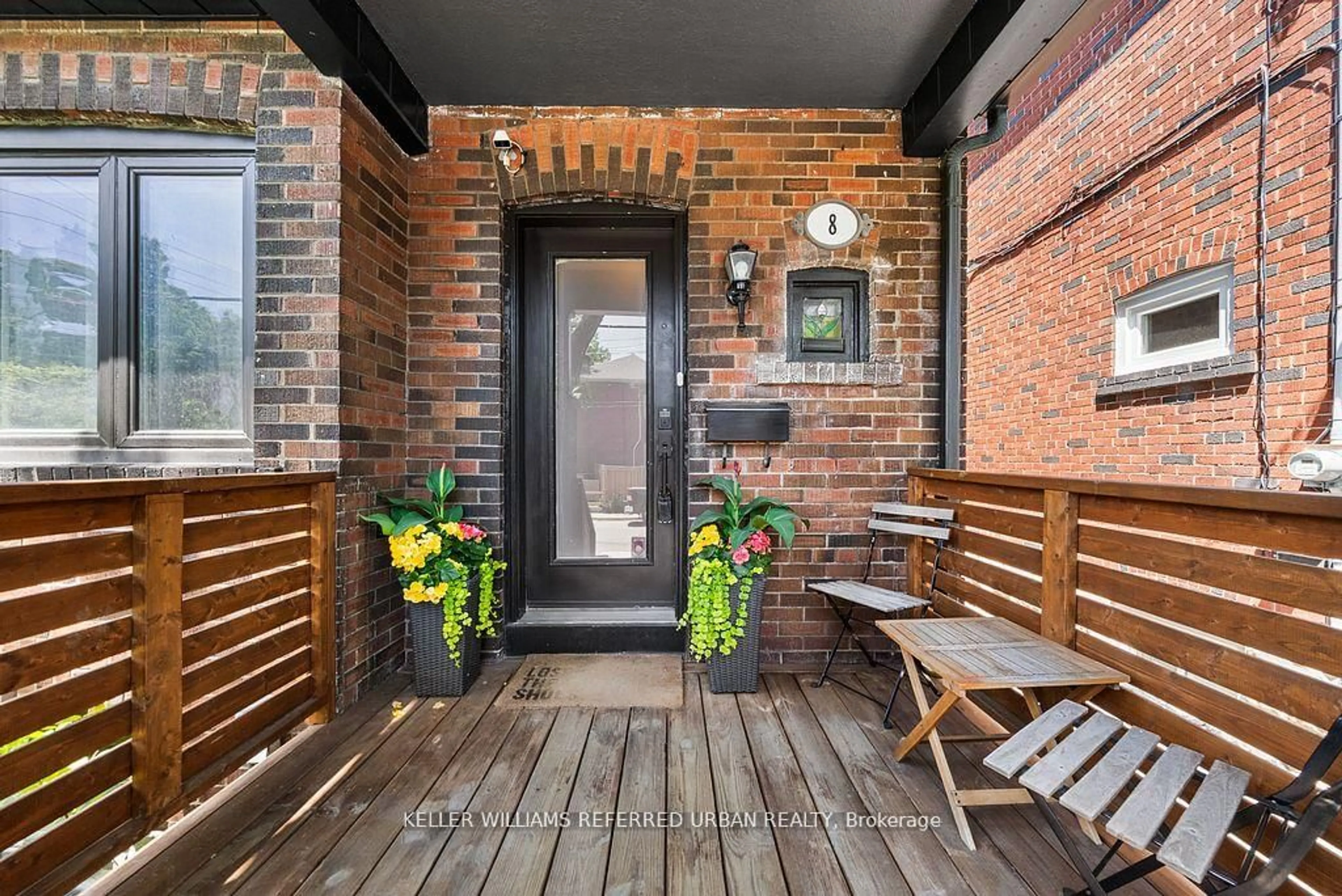 Patio, street for 8 Cloverlawn Ave, Toronto Ontario M6E 1H3