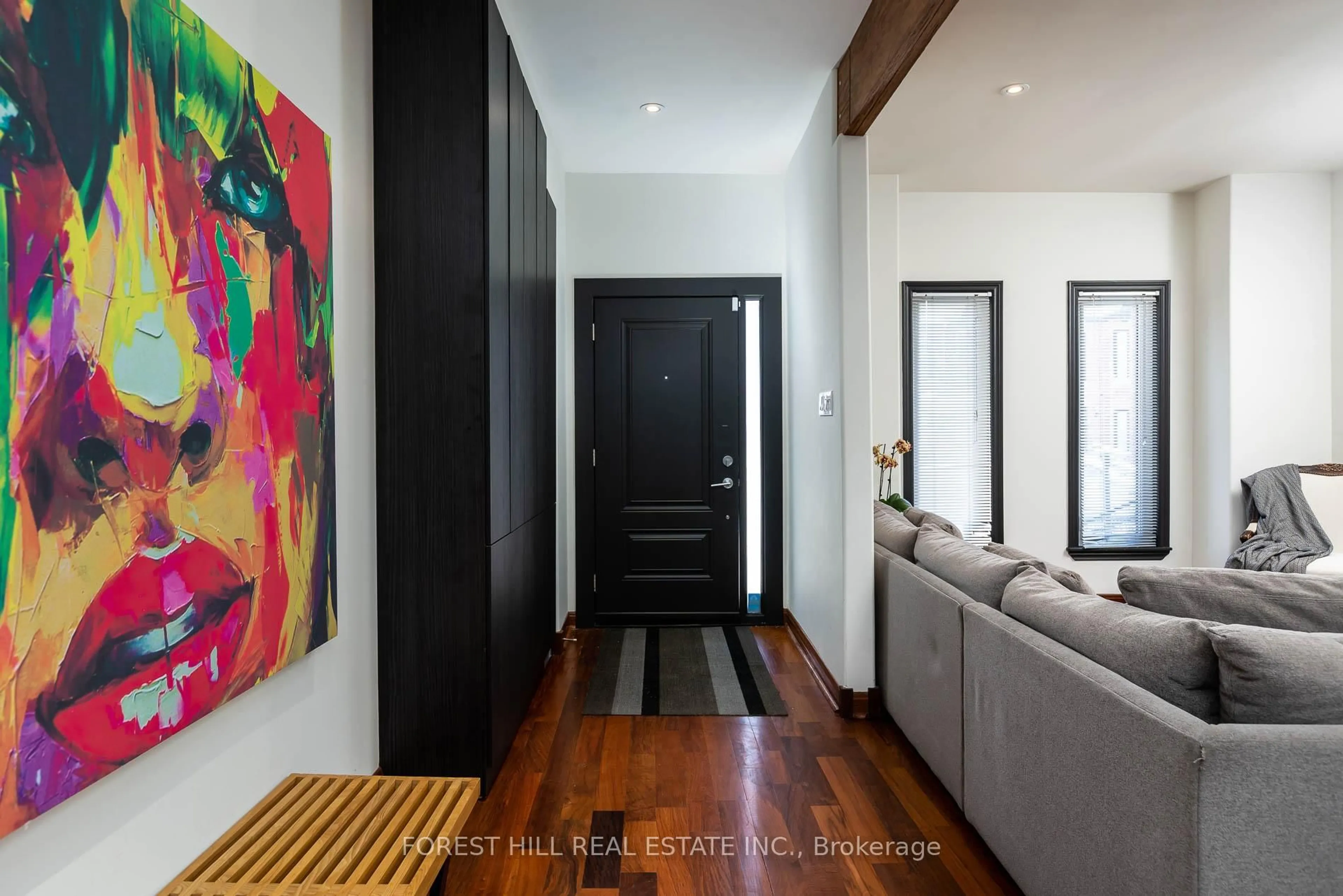 Indoor entryway for 80 Northcote Ave, Toronto Ontario M6J 3K3