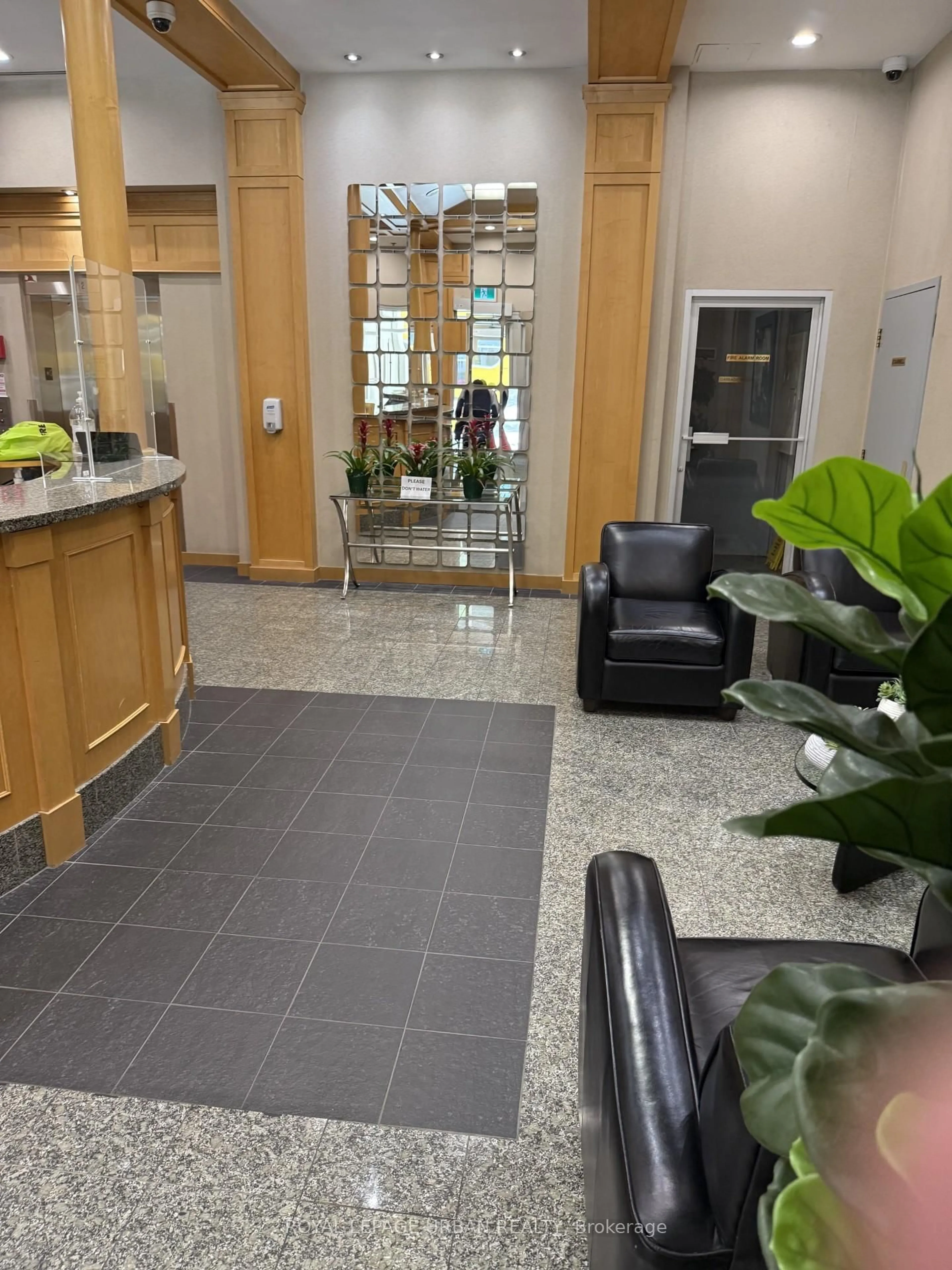 Lobby for 43 Eglinton Ave #506, Toronto Ontario M4P 1A2