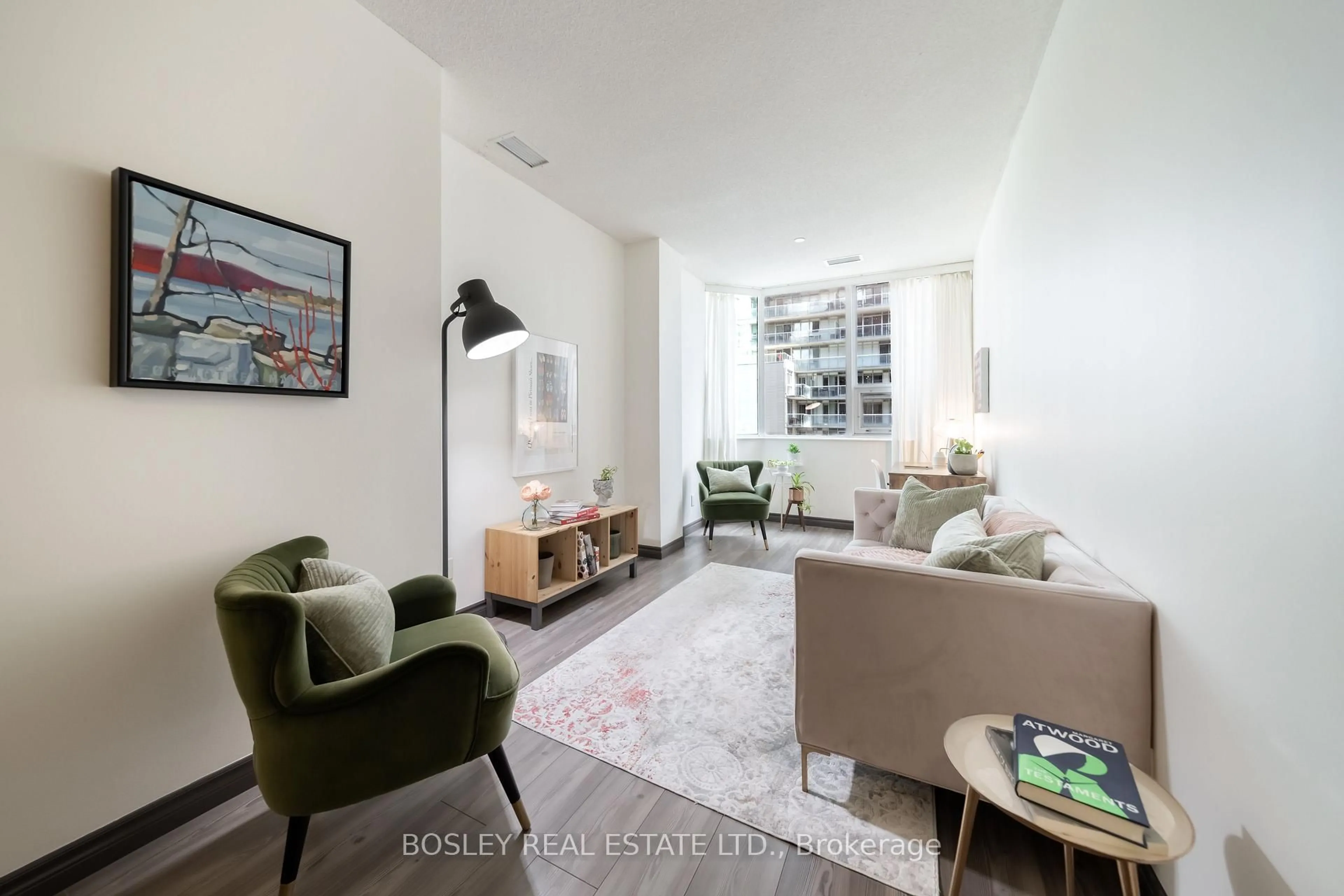 Living room with furniture, unknown for 393 King St #604, Toronto Ontario M5V 3G8