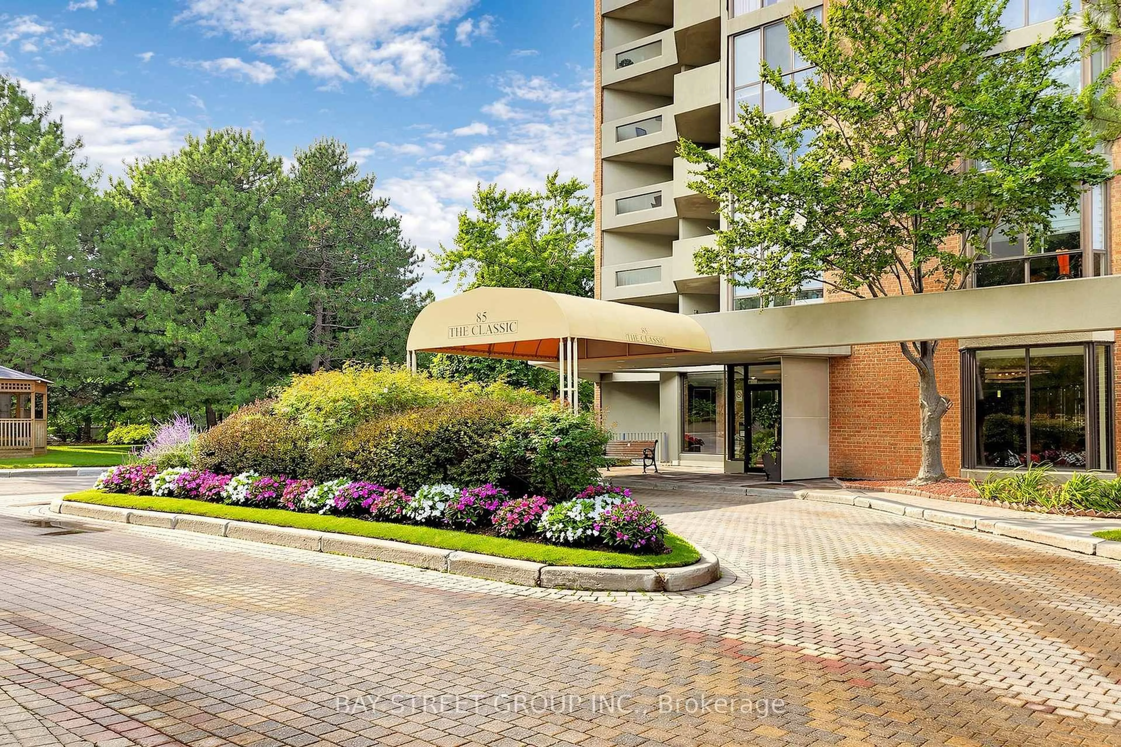 Patio, unknown for 85 Skymark Dr #2305, Toronto Ontario M2H 3P2