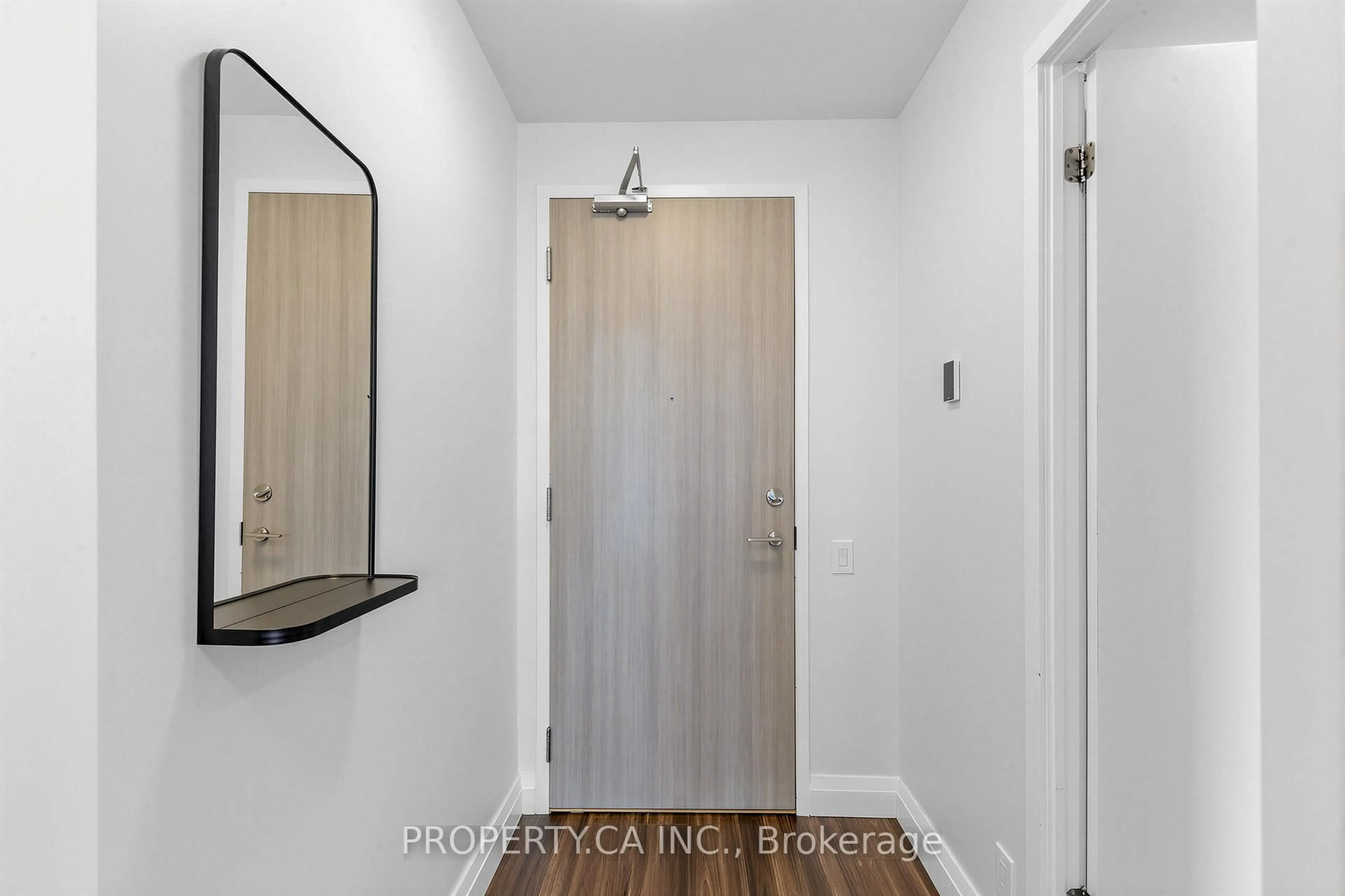 Indoor entryway for 390 Cherry St #311, Toronto Ontario M5A 0E2
