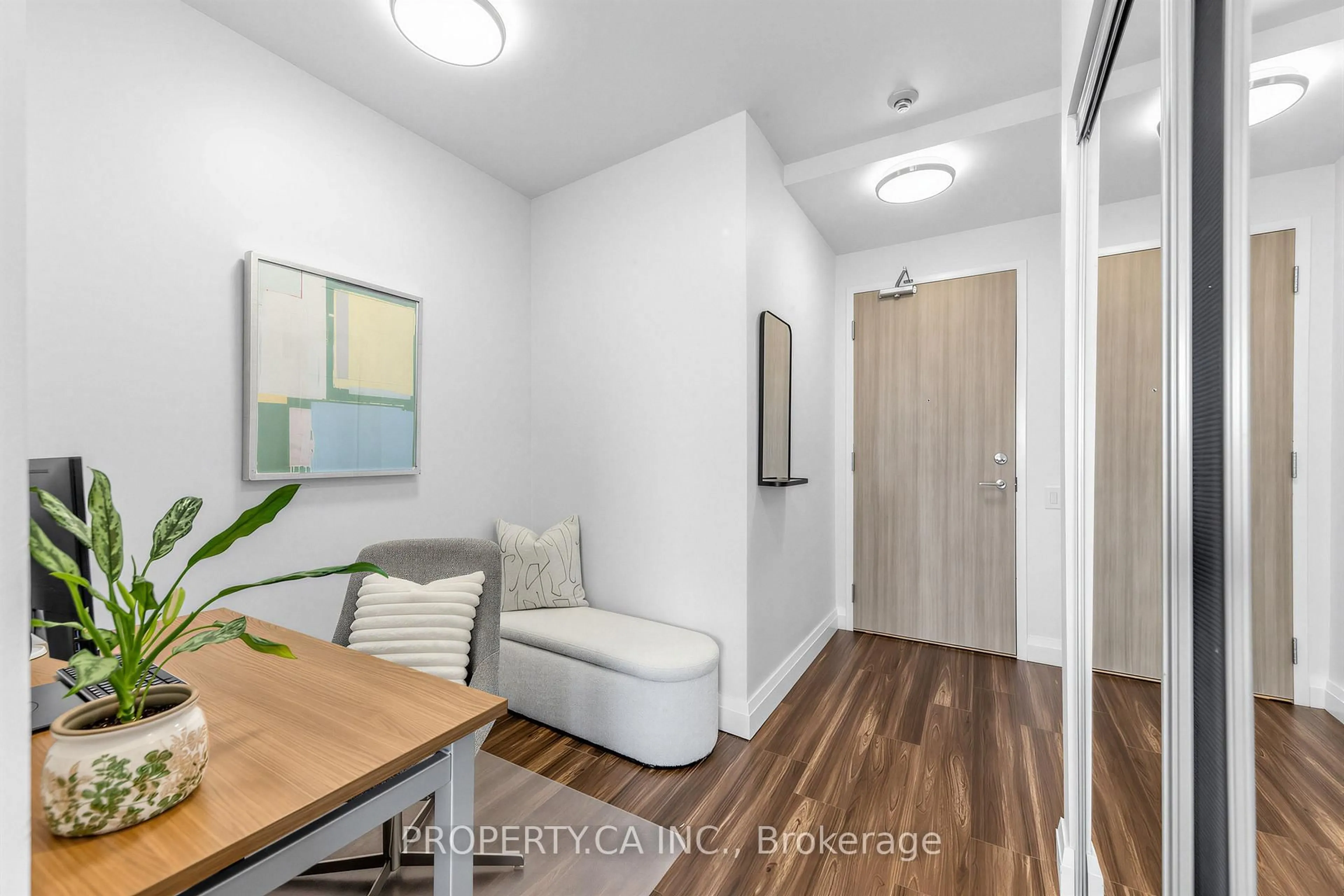 Indoor entryway for 390 Cherry St #311, Toronto Ontario M5A 0E2
