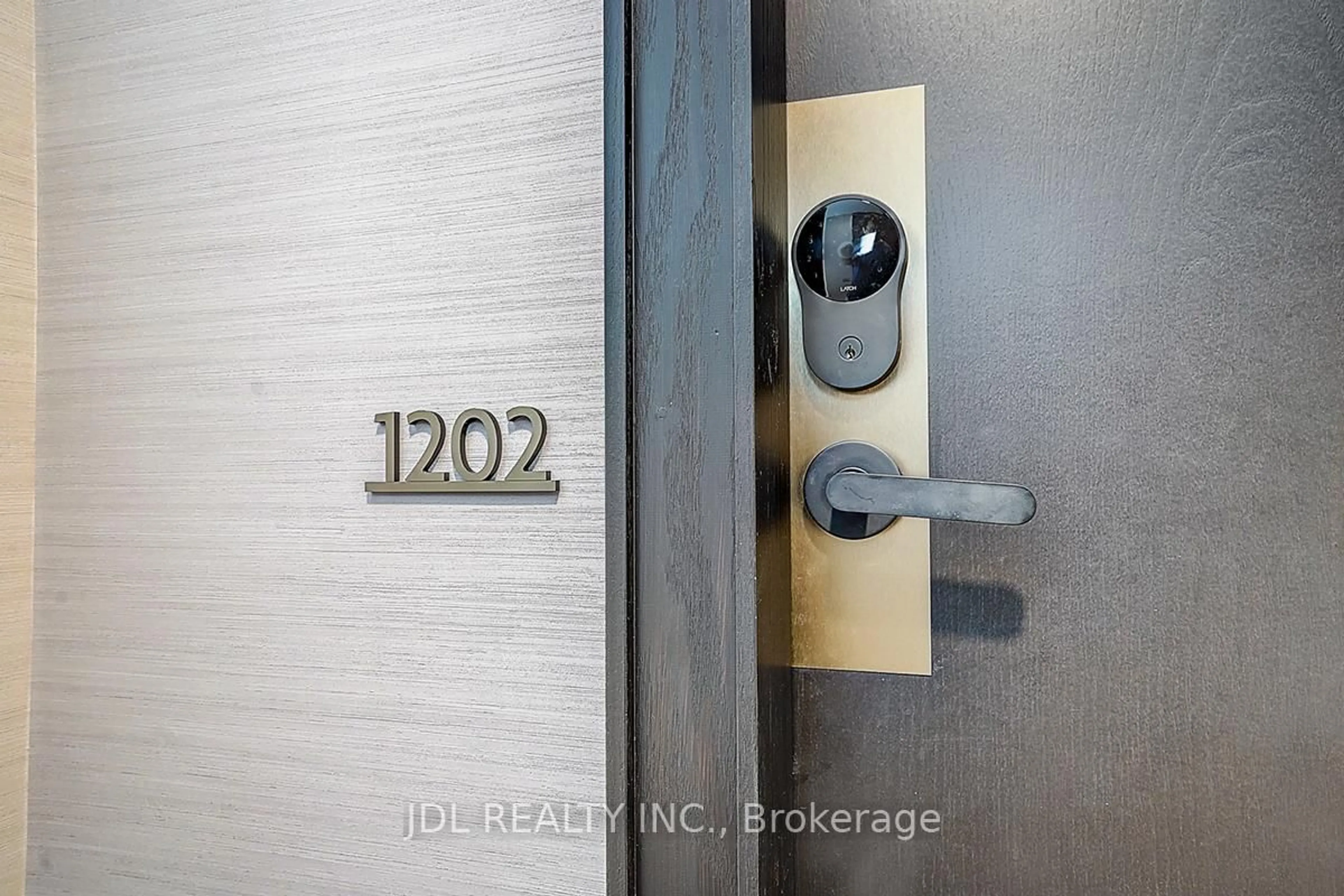 Indoor entryway for 23 Hollywood Ave #1202, Toronto Ontario M2N 7L8