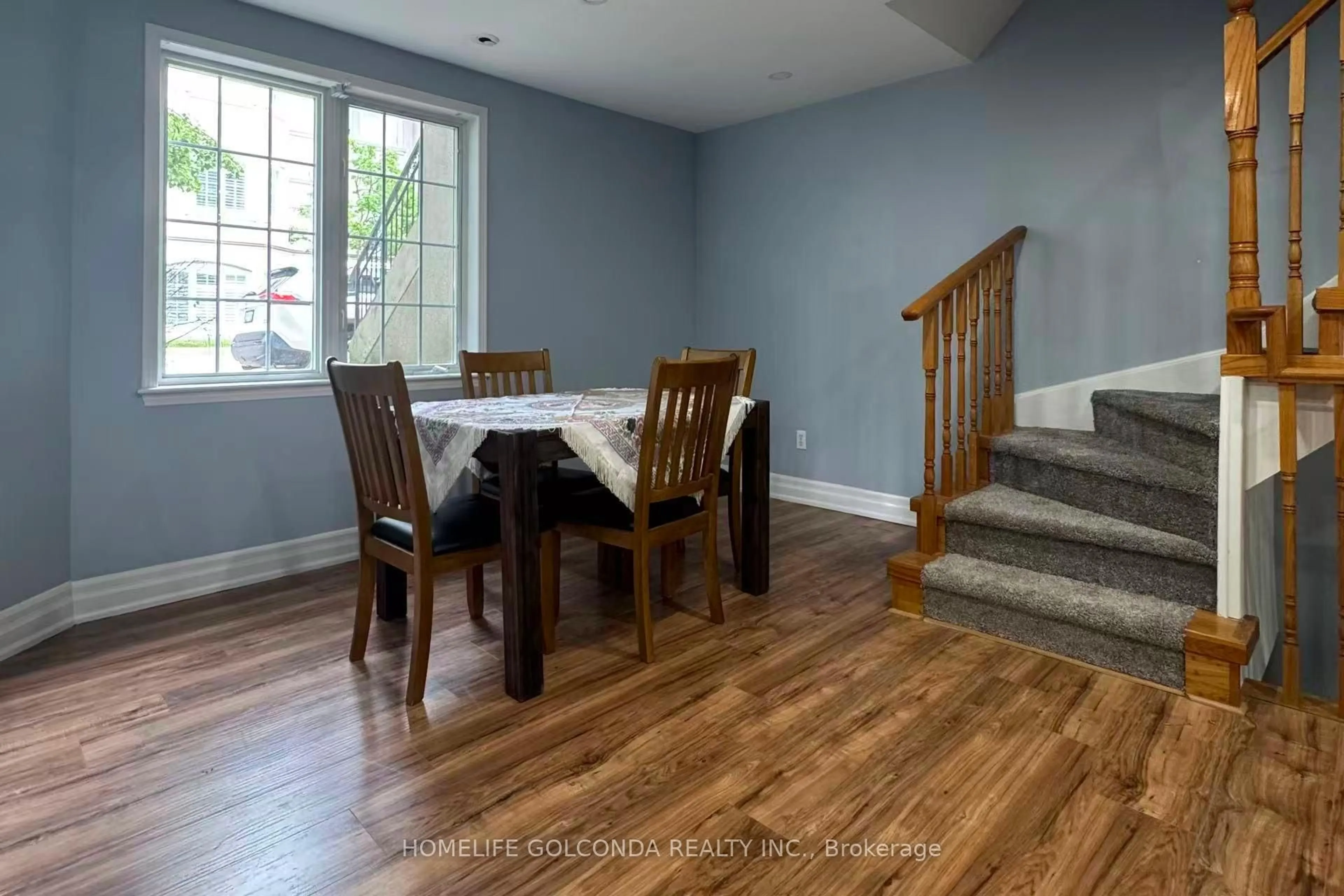 Dining room, wood/laminate floor for 108 Finch Ave #B25, Toronto Ontario M2N 6W6