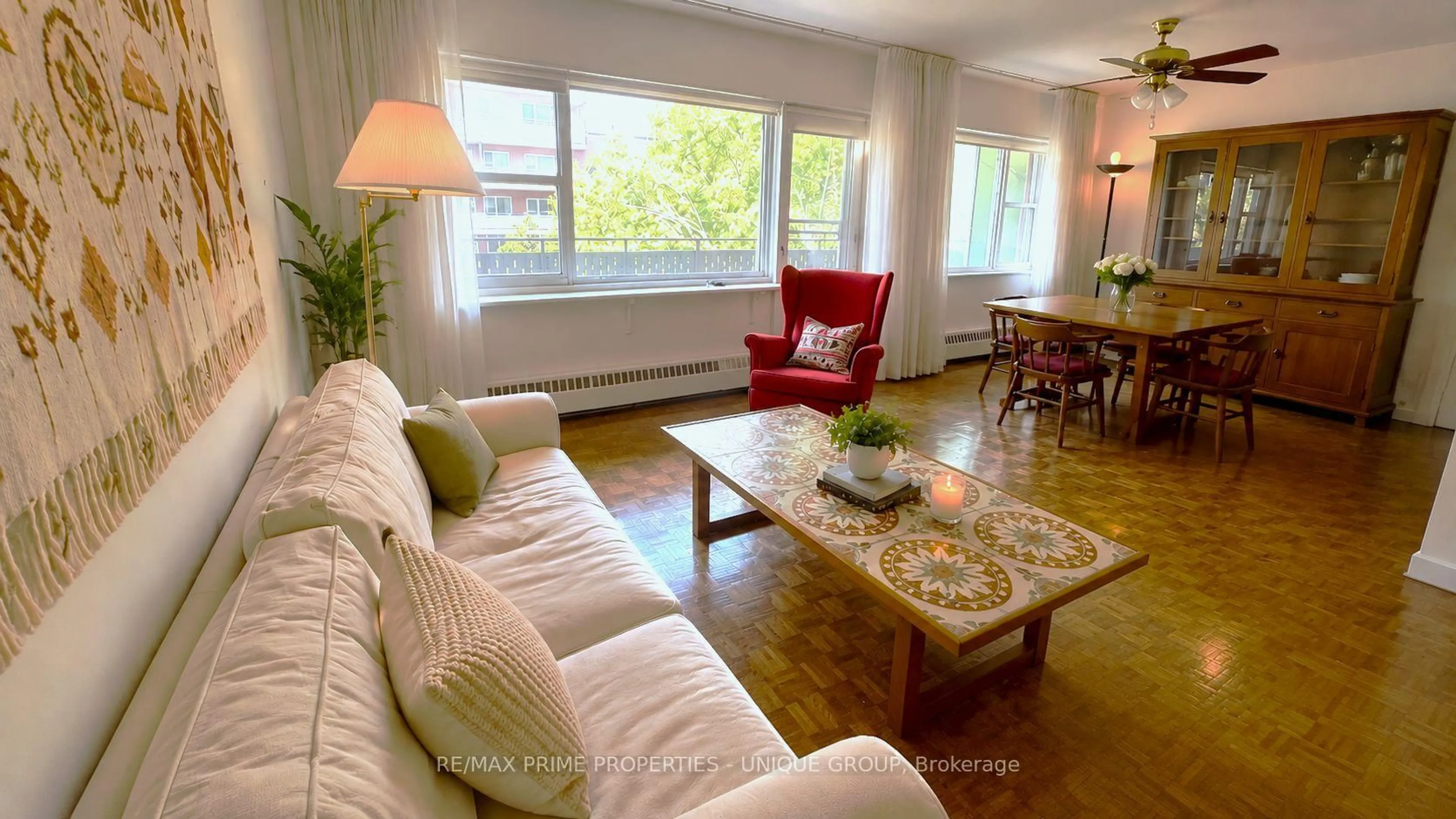 Living room with furniture, unknown for 21 Dale Ave #644, Toronto Ontario M4W 1K3