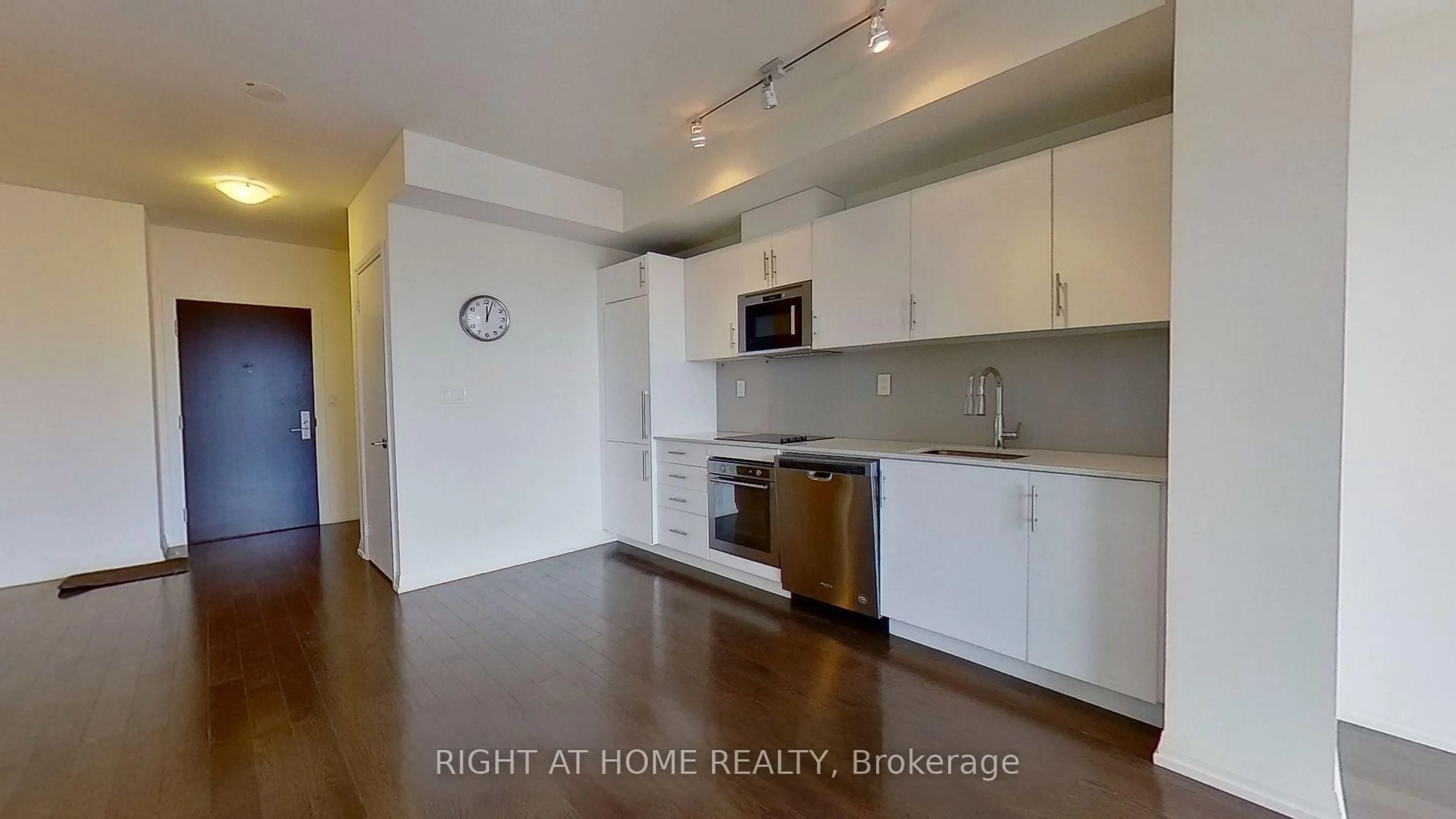 Unknown for 460 Adelaide St #1123, Toronto Ontario M5A 0E7