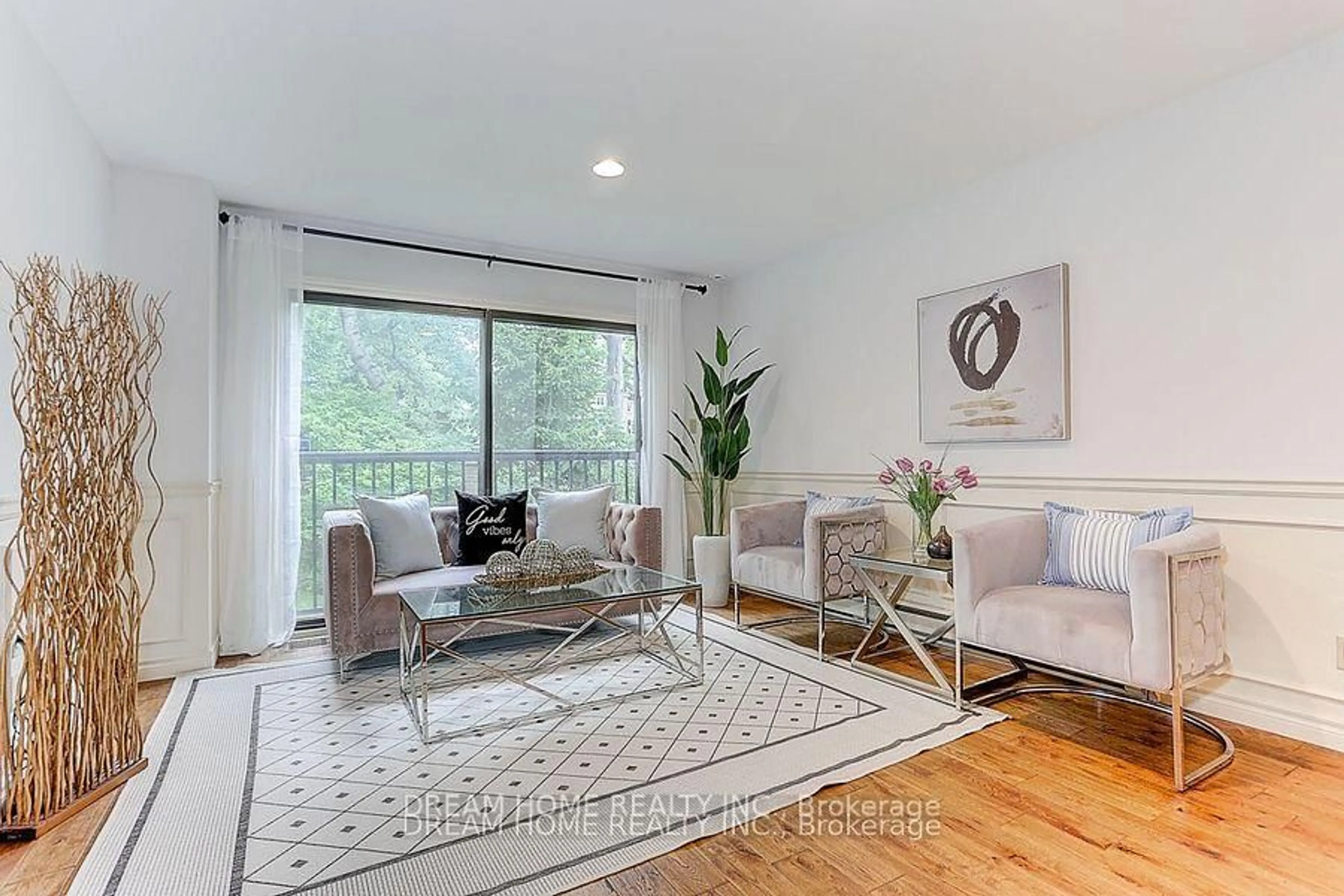 Living room with furniture, wood/laminate floor for 5 Scotch Elmway Ave, Toronto Ontario M4N 3N4