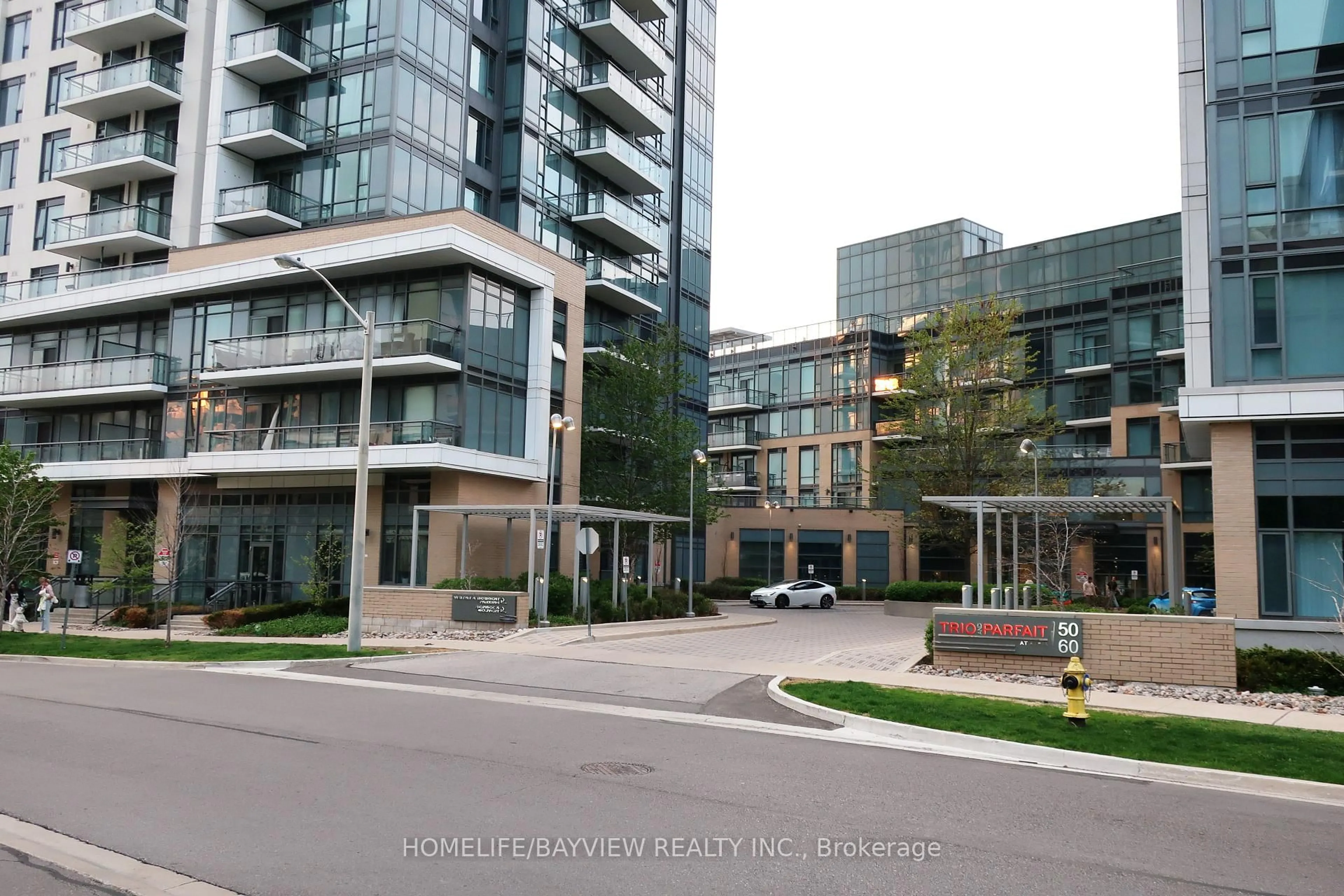 Indoor foyer for 50 Ann O'Reilly Rd #1910, Toronto Ontario M2J 0C9