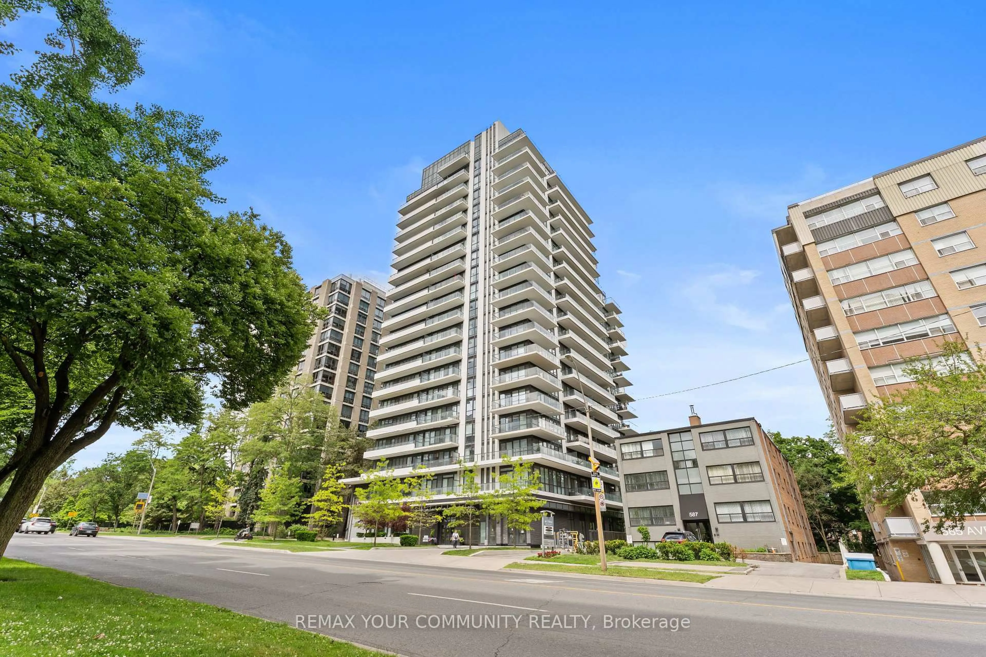 A pic from outside/outdoor area/front of a property/back of a property/a pic from drone, building for 609 Avenue Rd #201, Toronto Ontario M4V 0B1