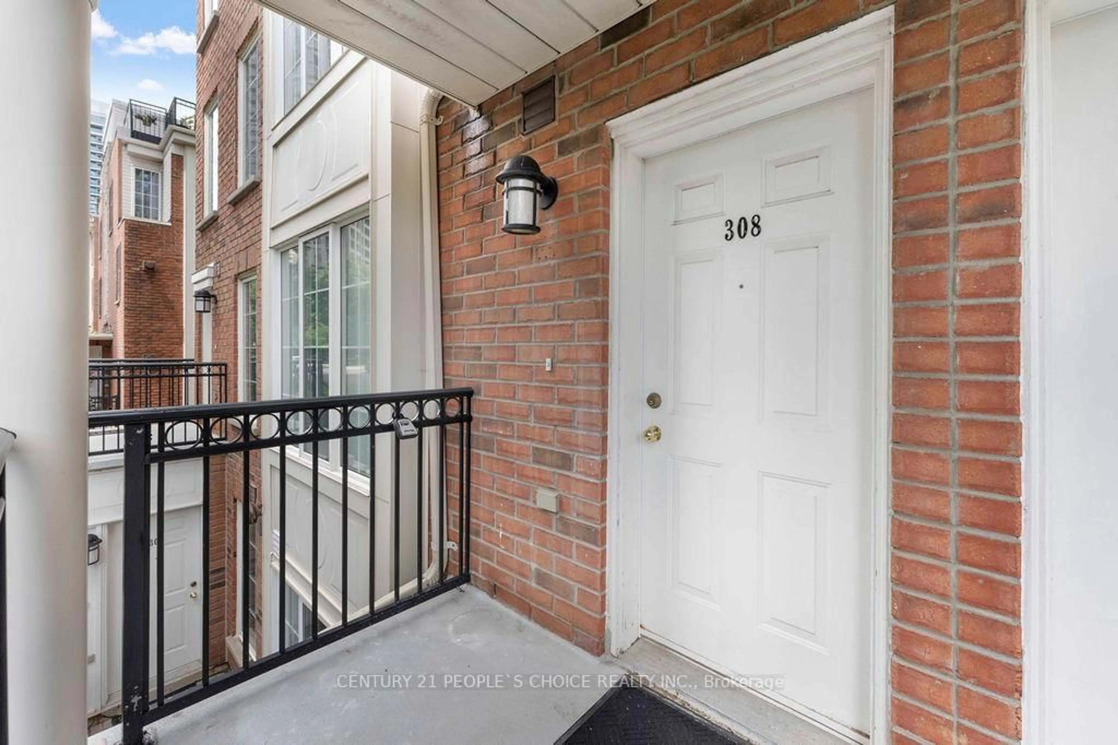 Indoor entryway for 3 Everson Dr #308, Toronto Ontario M2N 7C2