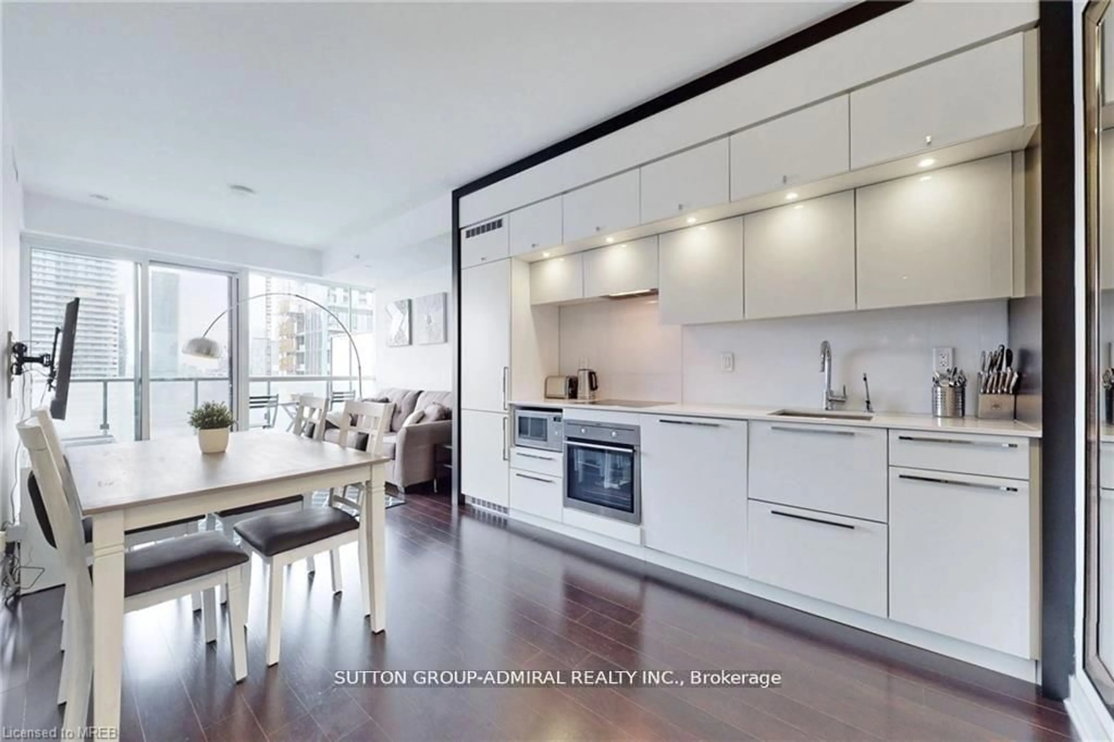 Open concept kitchen, unknown for 15 Grenville St #3706, Toronto Ontario M4Y 0B9
