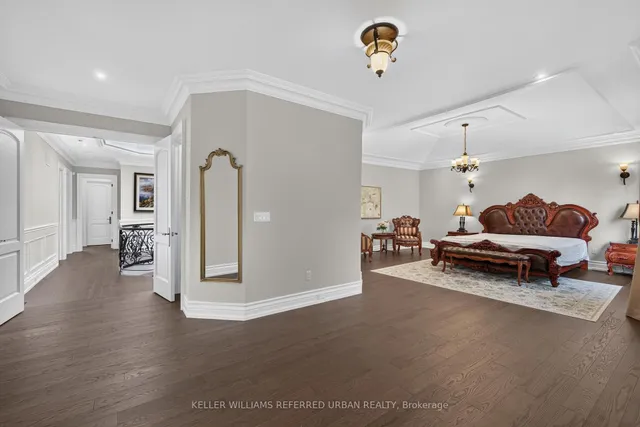 59 Munro Blvd, Toronto 5