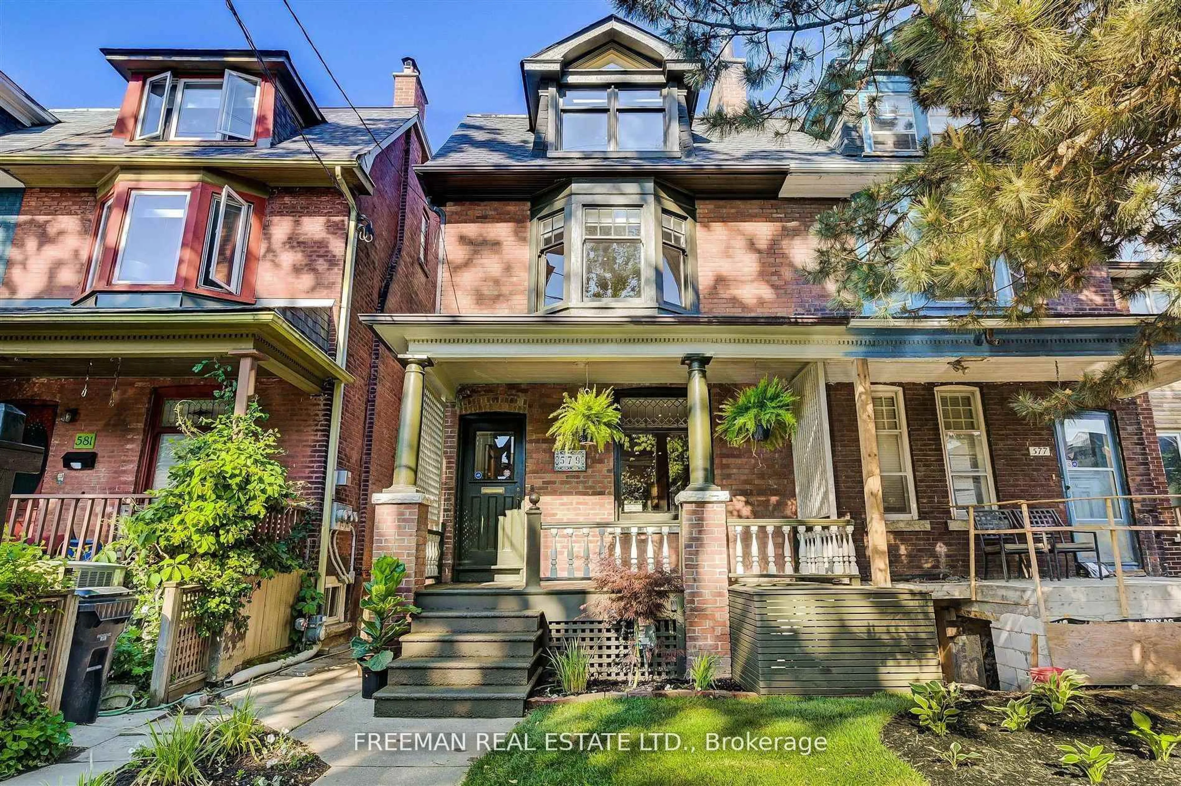 Home with brick exterior material, street for 579 Palmerston Ave, Toronto Ontario M6G 2P6