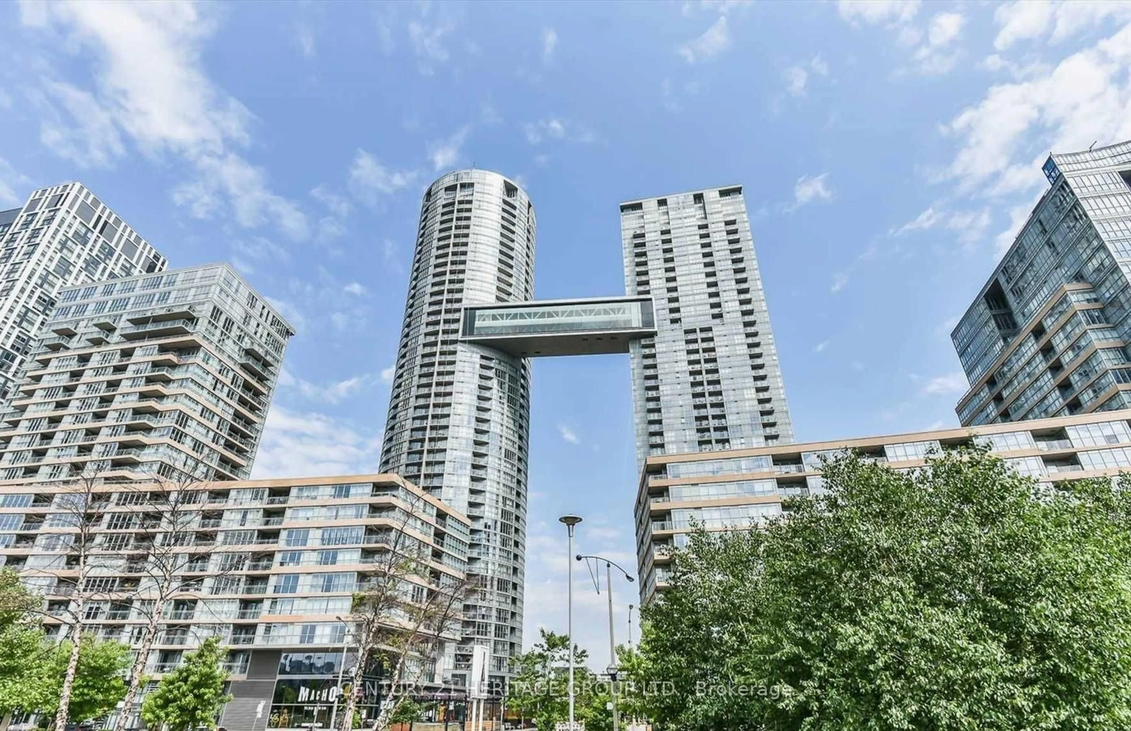 Balcony in the apartment, city buildings view from balcony for 15 Iceboat Terr #2009, Toronto Ontario M5V 4A5