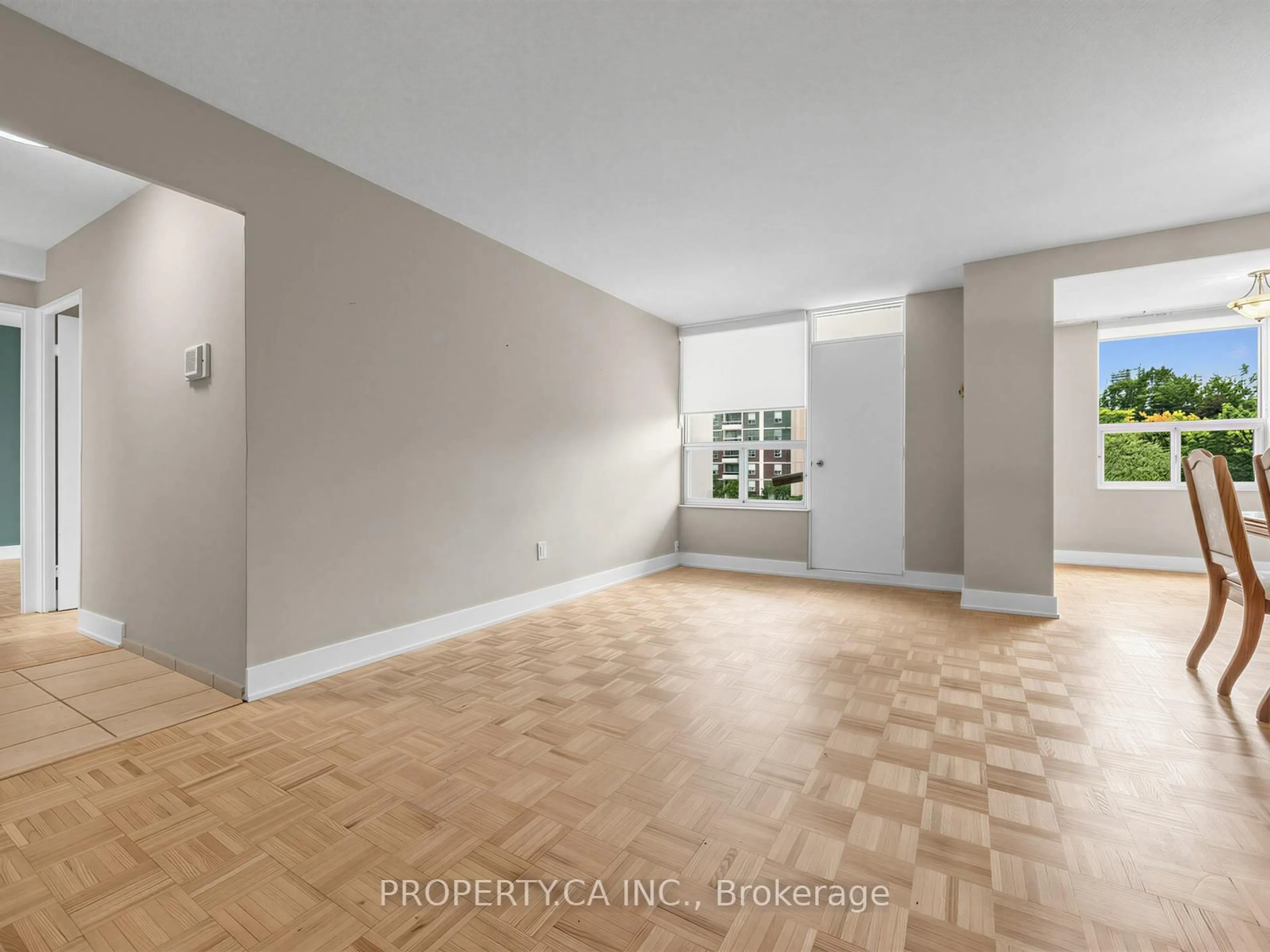 A pic of a room for 10 Edgecliff Gfwy #708, Toronto Ontario M3C 3A3