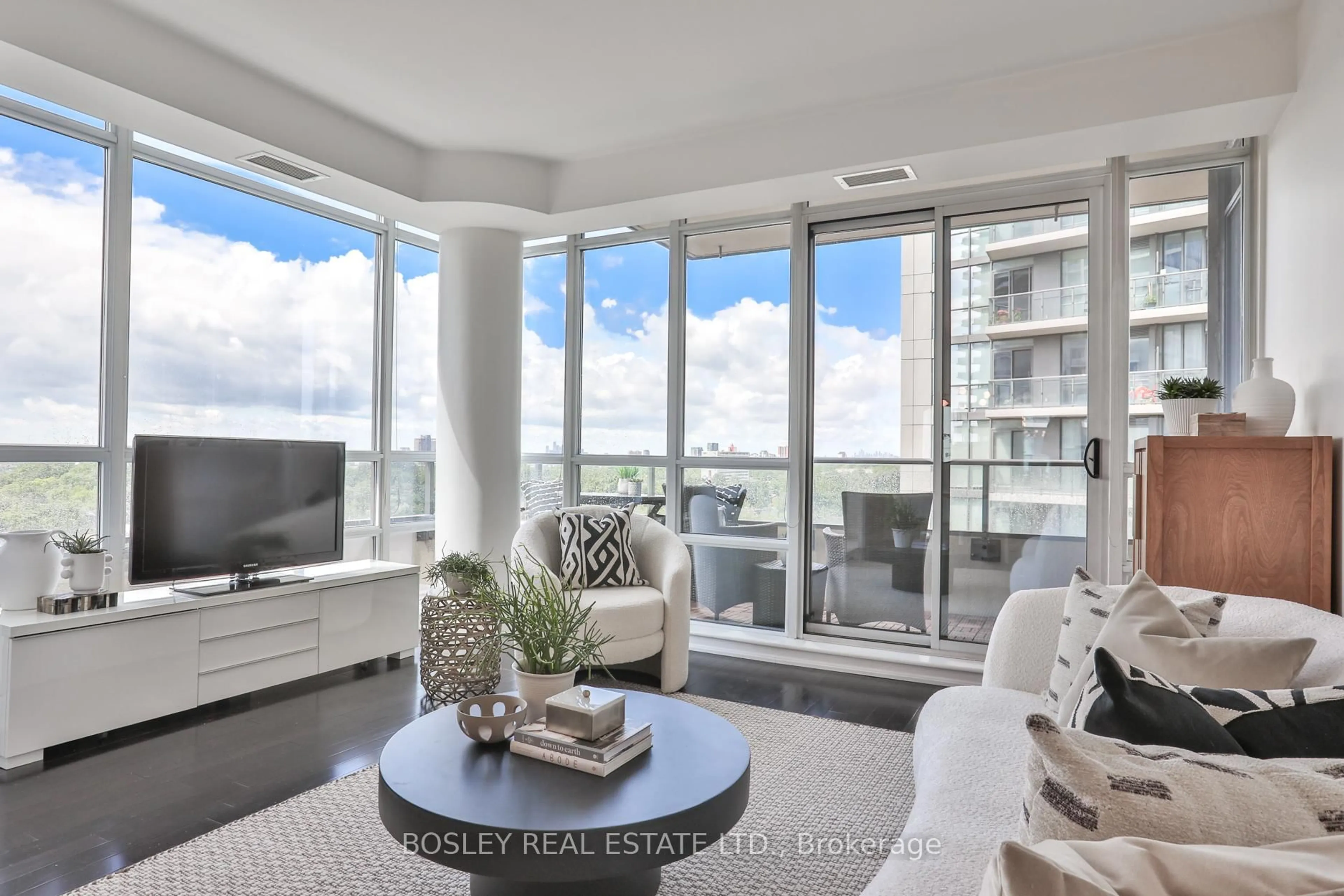Living room with furniture, unknown for 500 St Clair Ave #701, Toronto Ontario M6C 1A8