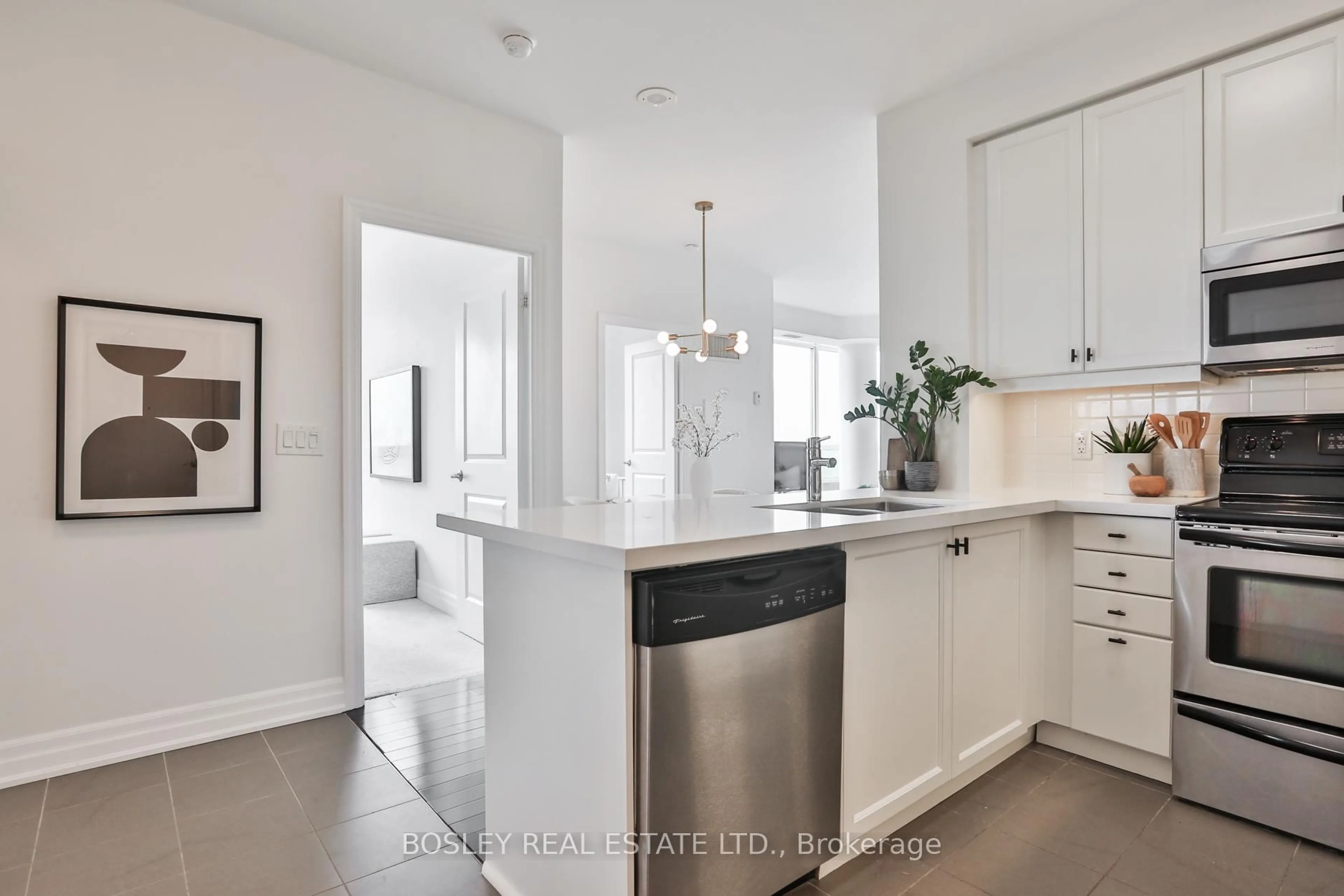 Open concept kitchen, unknown for 500 St Clair Ave #701, Toronto Ontario M6C 1A8