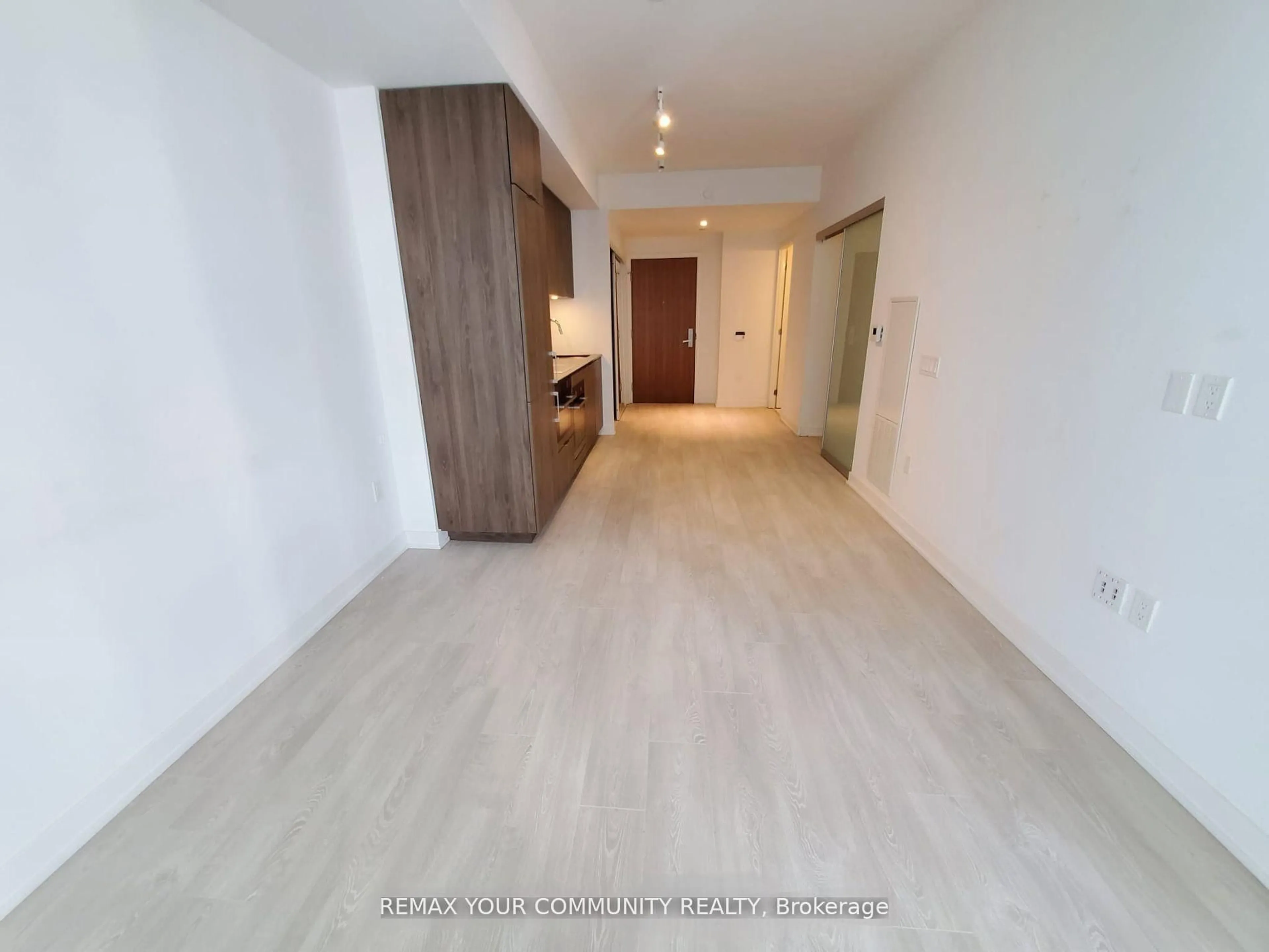 A pic of a room for 15 Queens Quay #408, Toronto Ontario M5E 0C5