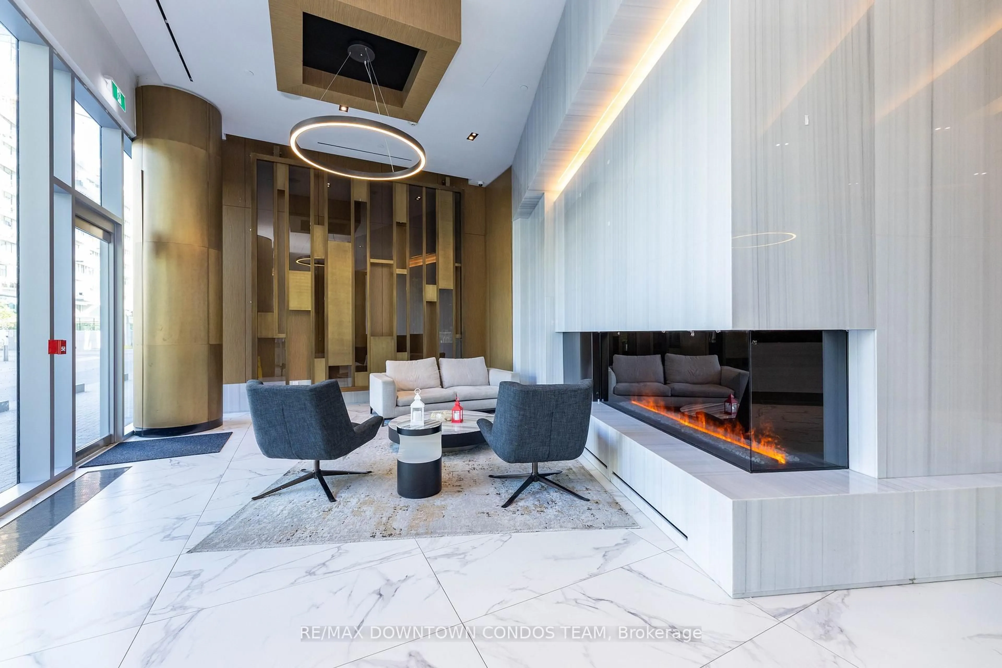 Lobby for 15 Queens Quay #1410, Toronto Ontario M5E 0C5