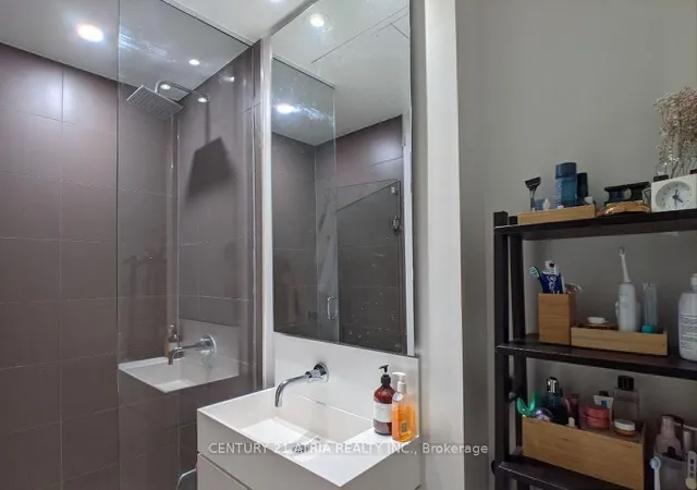8 Hillsdale Ave #1135, Toronto 4
