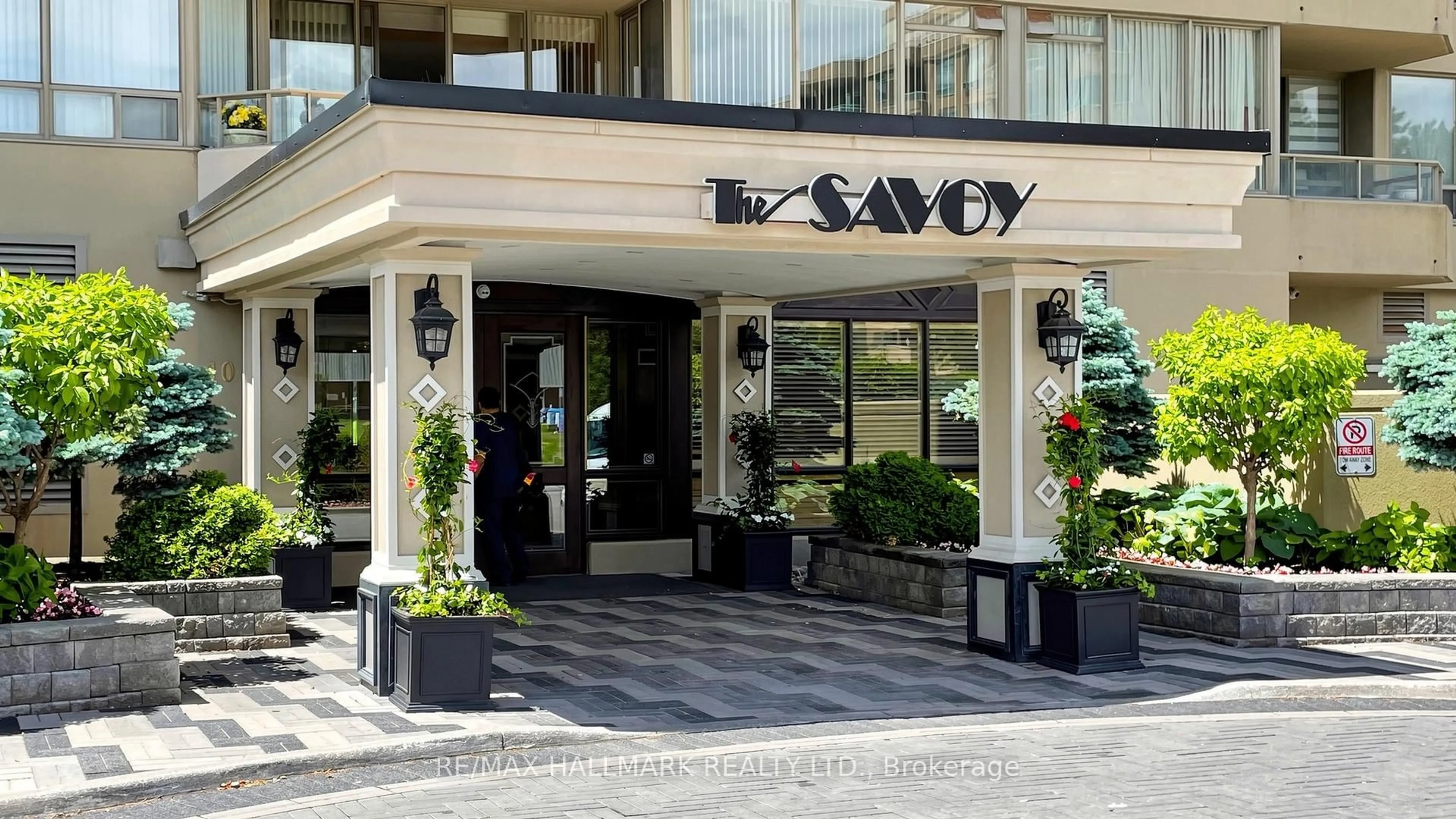 Lobby for 10 Torresdale Ave #209, Toronto Ontario M2R 3V8
