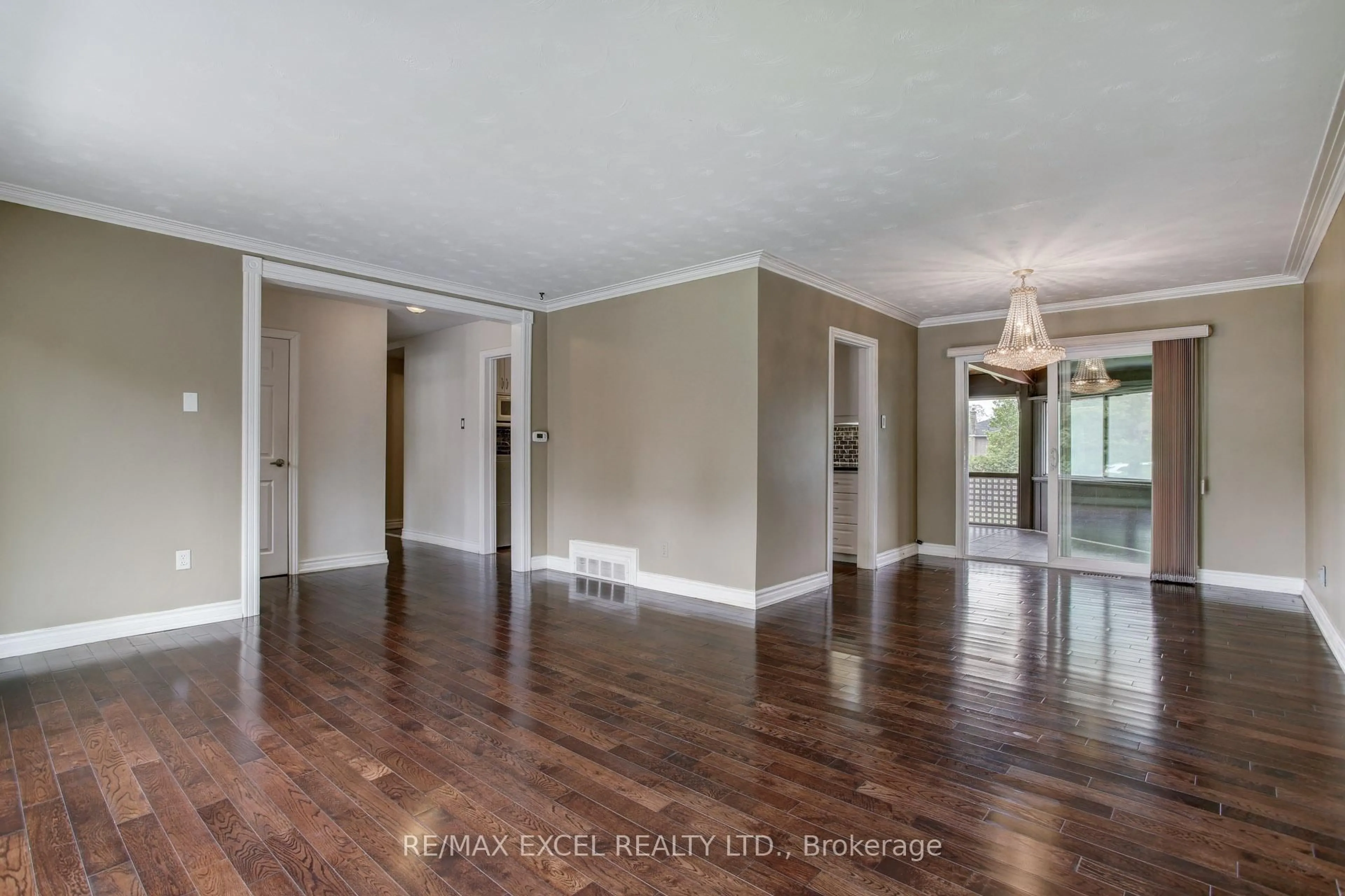 Unknown for 35 Urbandale Ave, Toronto Ontario M2M 2G9
