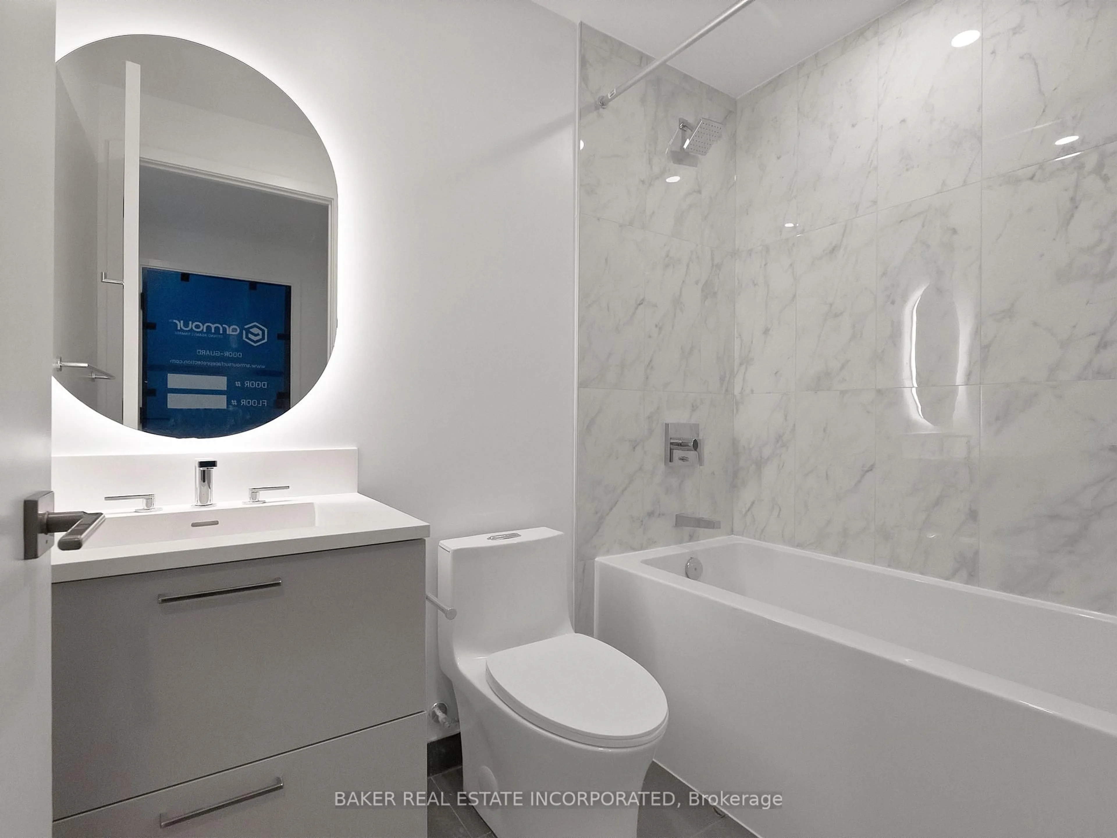Standard bathroom, ceramic/tile floor for 36 Olive Ave #2507, Toronto Ontario M2N 0M4