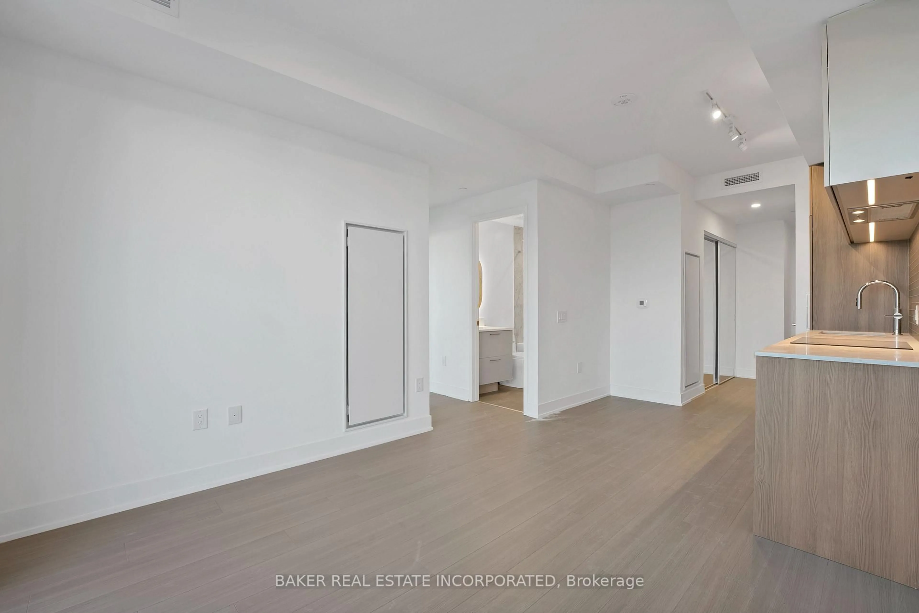 A pic of a room for 36 Olive Ave #2105, Toronto Ontario M2N 0M4