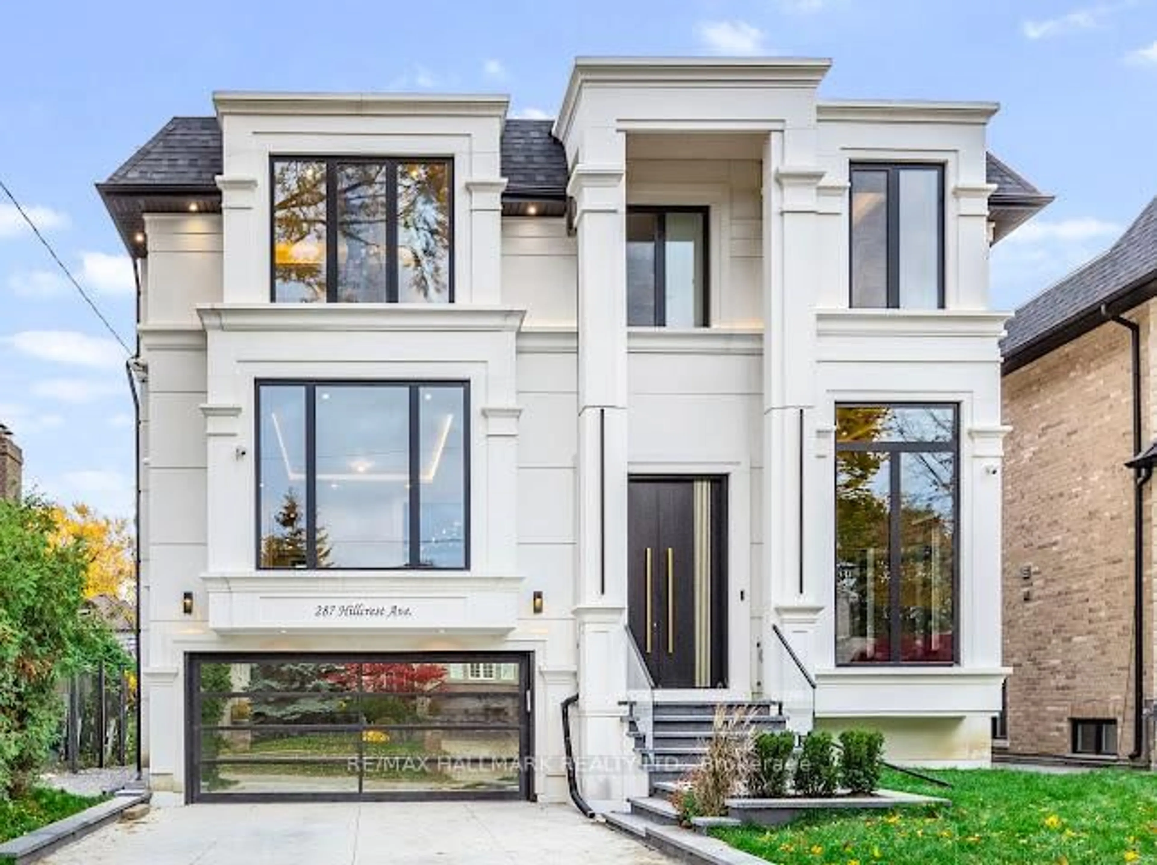 Home with brick exterior material, street for 287 Hillcrest Ave, Toronto Ontario M2N 3P5