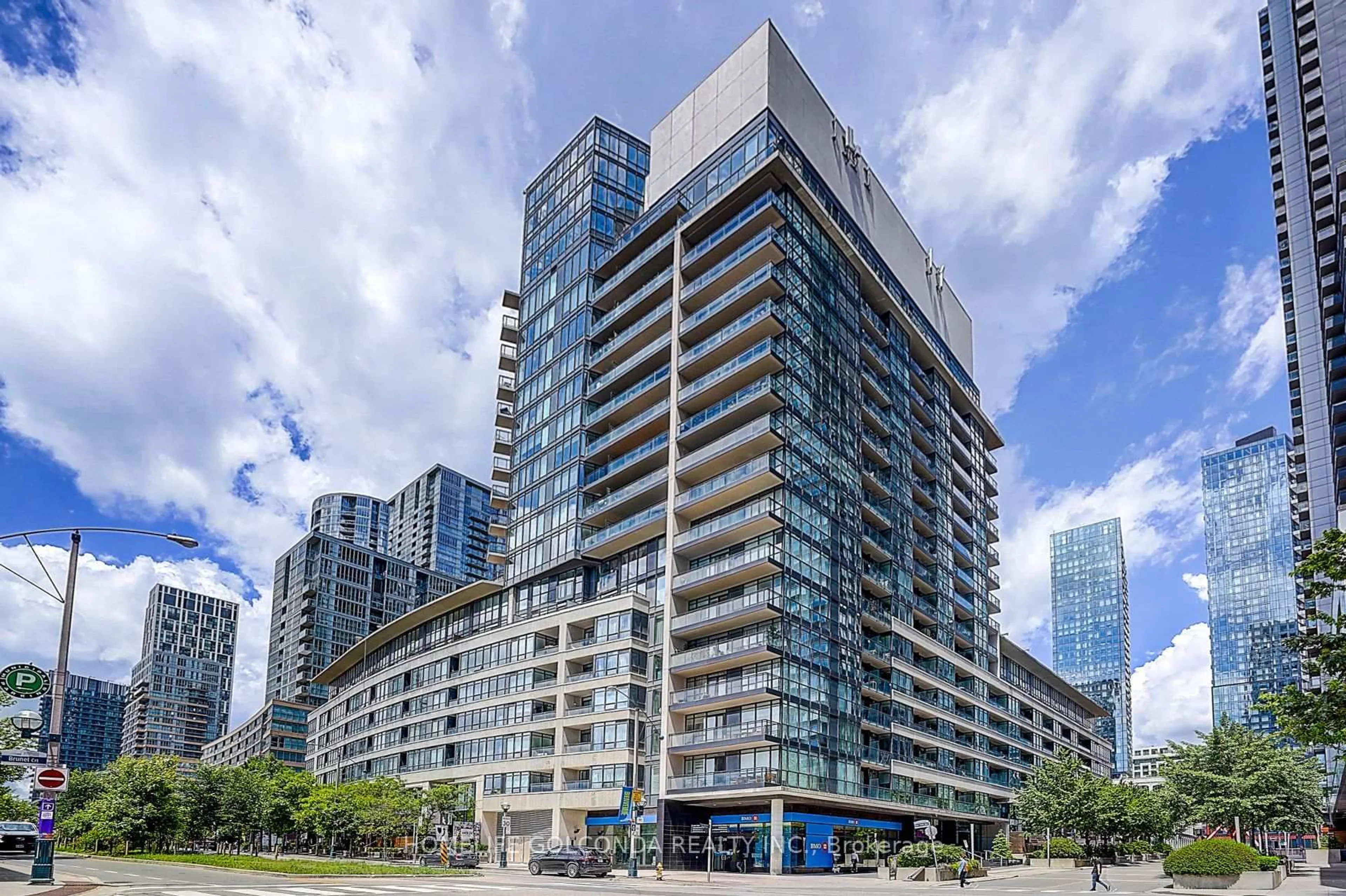 Unknown for 8 Telegram Mews #1105, Toronto Ontario M5V 3Z5