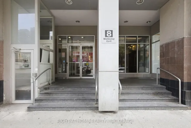 8 Wellesley St #802, Toronto 3