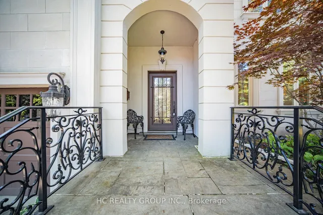 75 Yorkminster Rd, Toronto 3