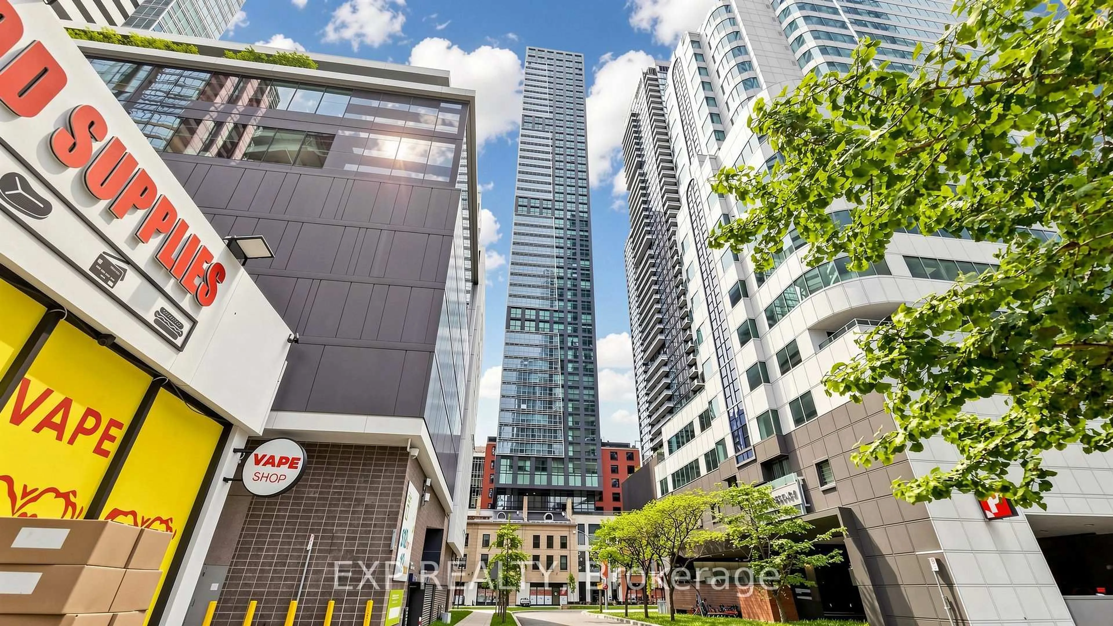 Unknown for 327 king St #601, Toronto Ontario M5V 0W7