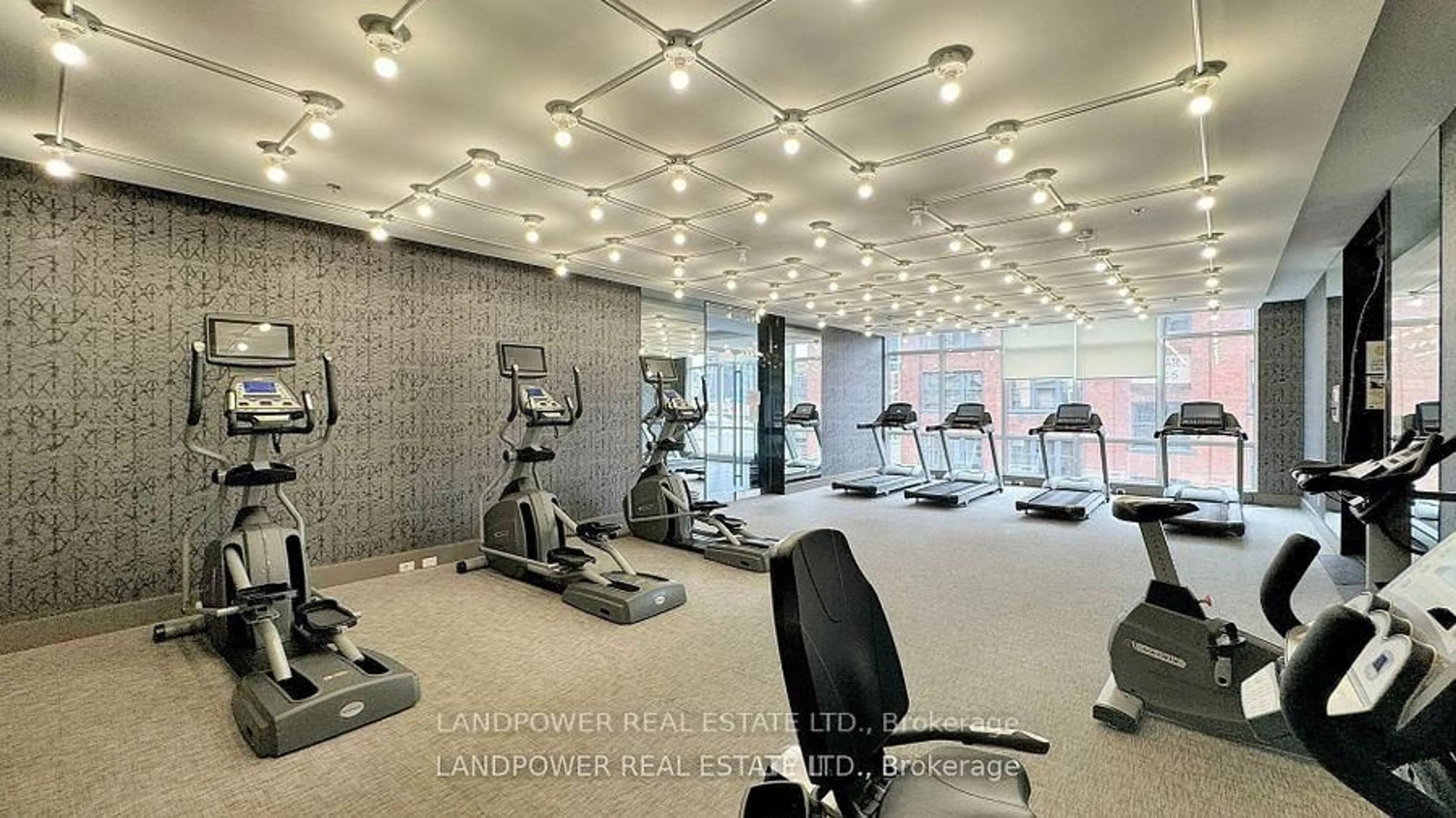 Gym or fitness room for 30 Nelson St #3702, Toronto Ontario M5V 0H5