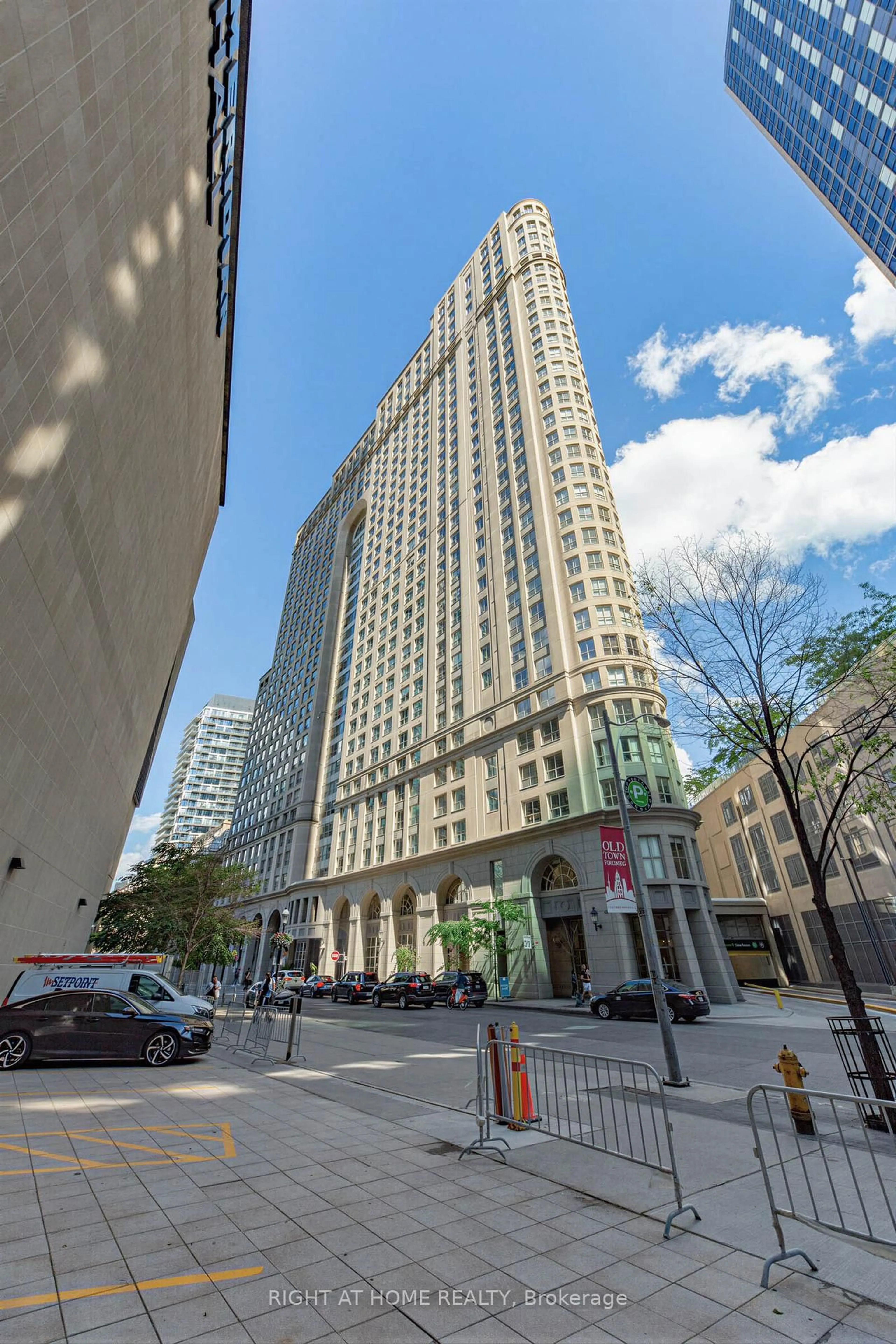 Unknown for 25 The Esplanade #1505, Toronto Ontario M5E 1W5