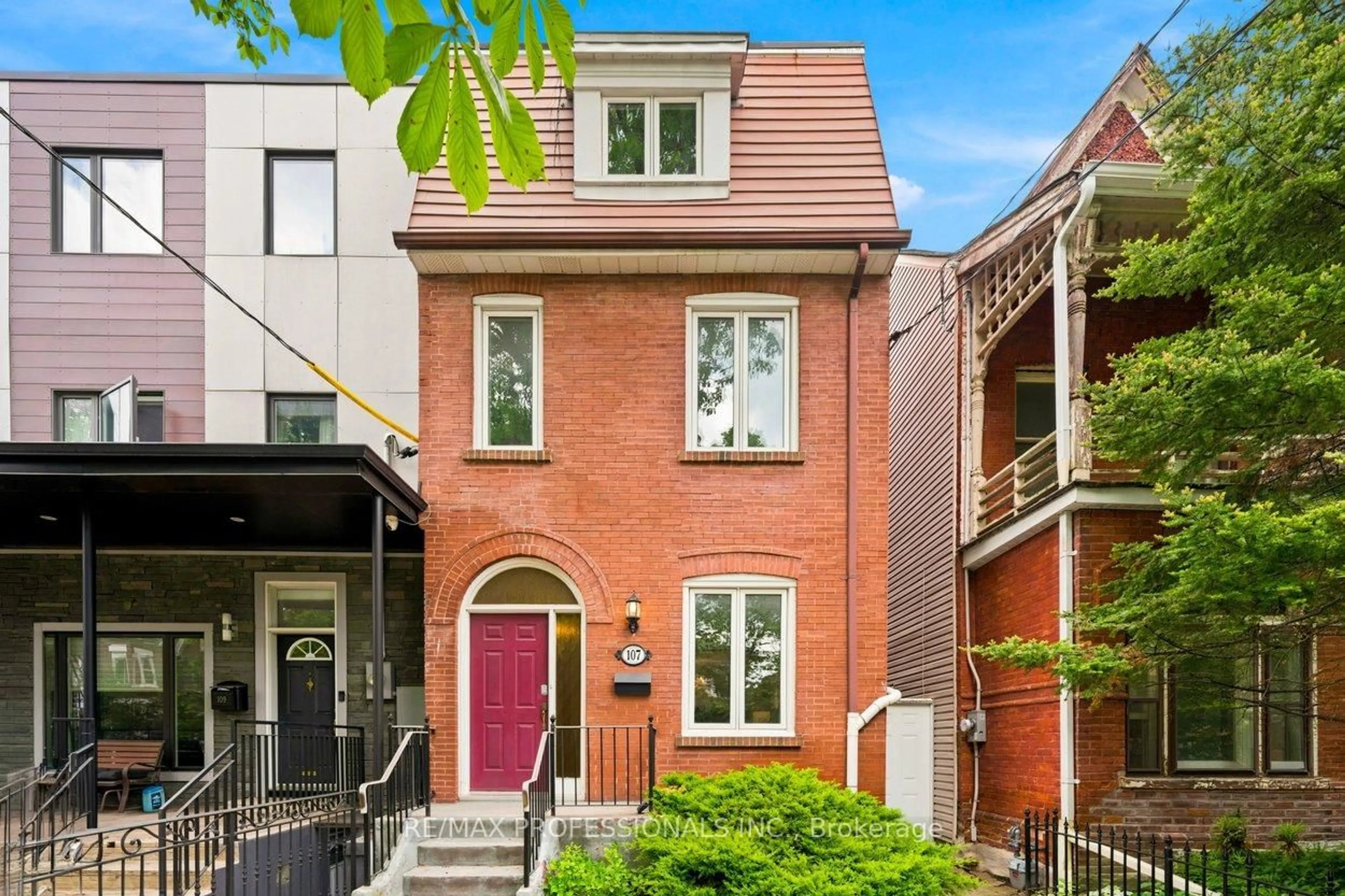 Home with brick exterior material, street for 107 Borden St, Toronto Ontario M5S 2N2