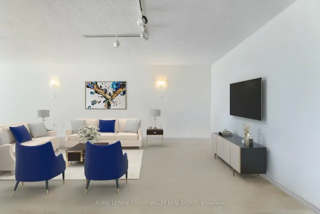 360 Bloor St #601, Toronto 5