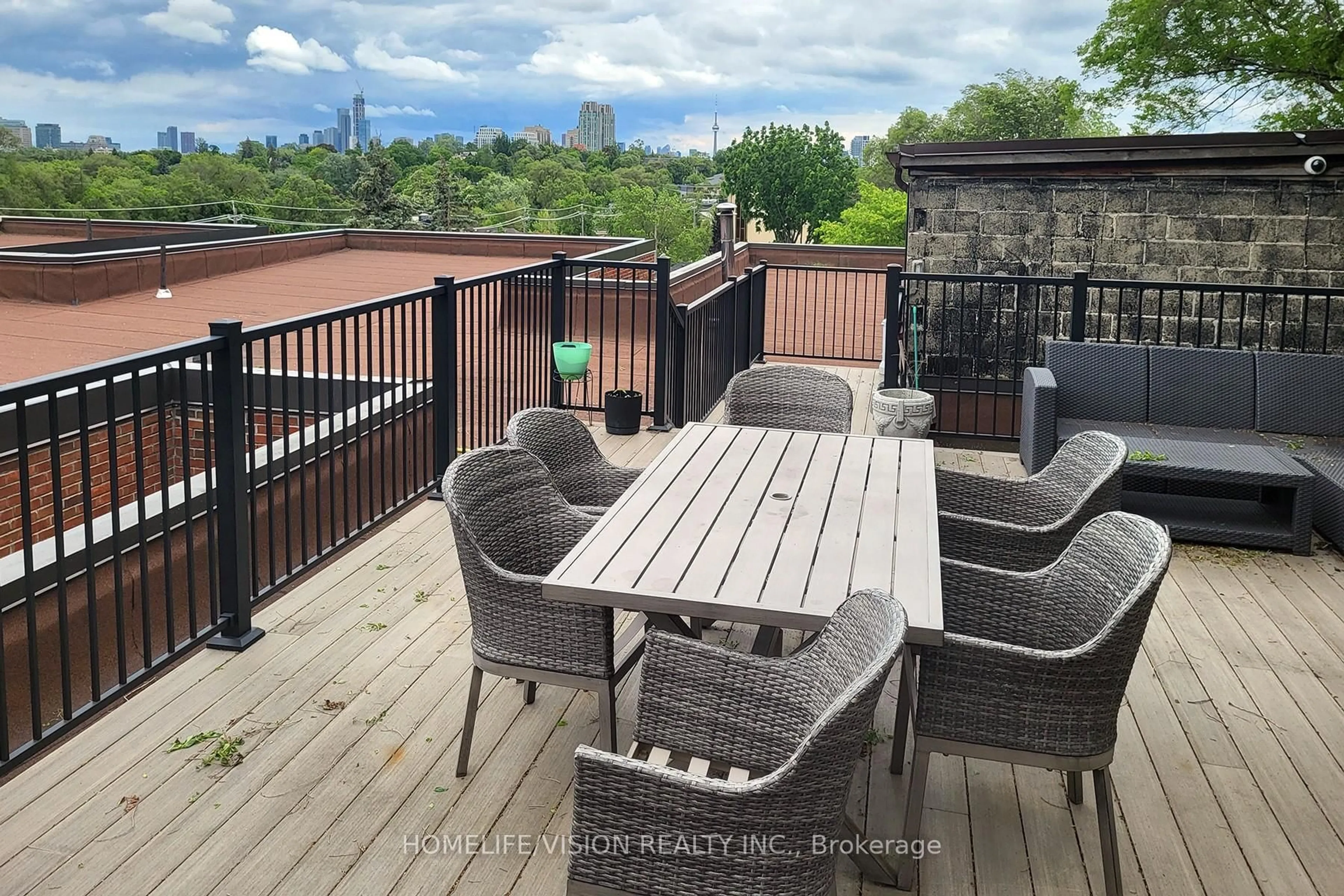 Patio, unknown for 1840 Bathurst St #Unit # B1, Toronto Ontario M5P 3K7