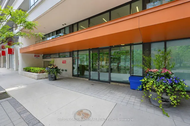 111 Elizabeth St #905, Toronto 2